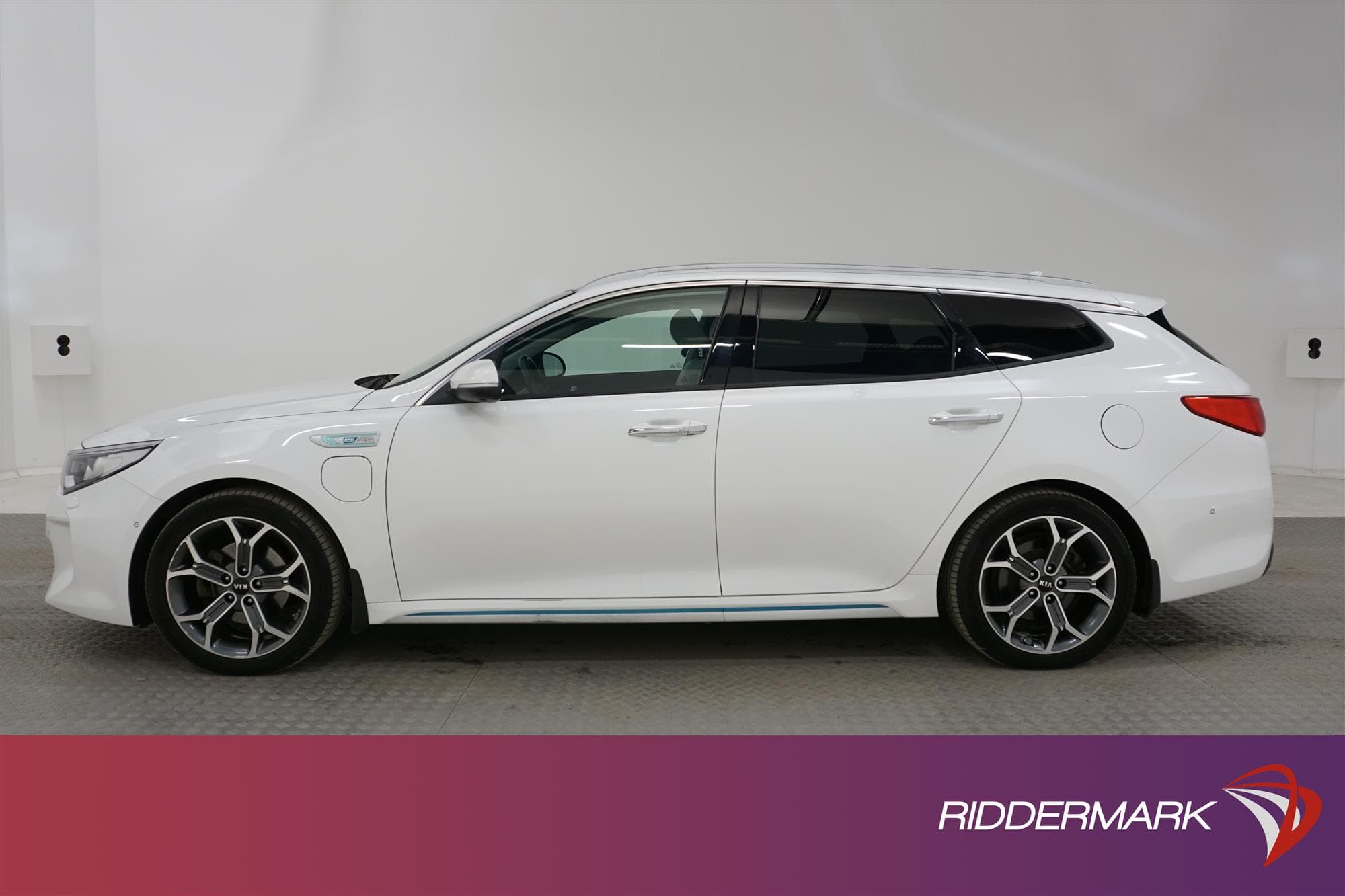 Kia Optima SW Plug-in 205hk