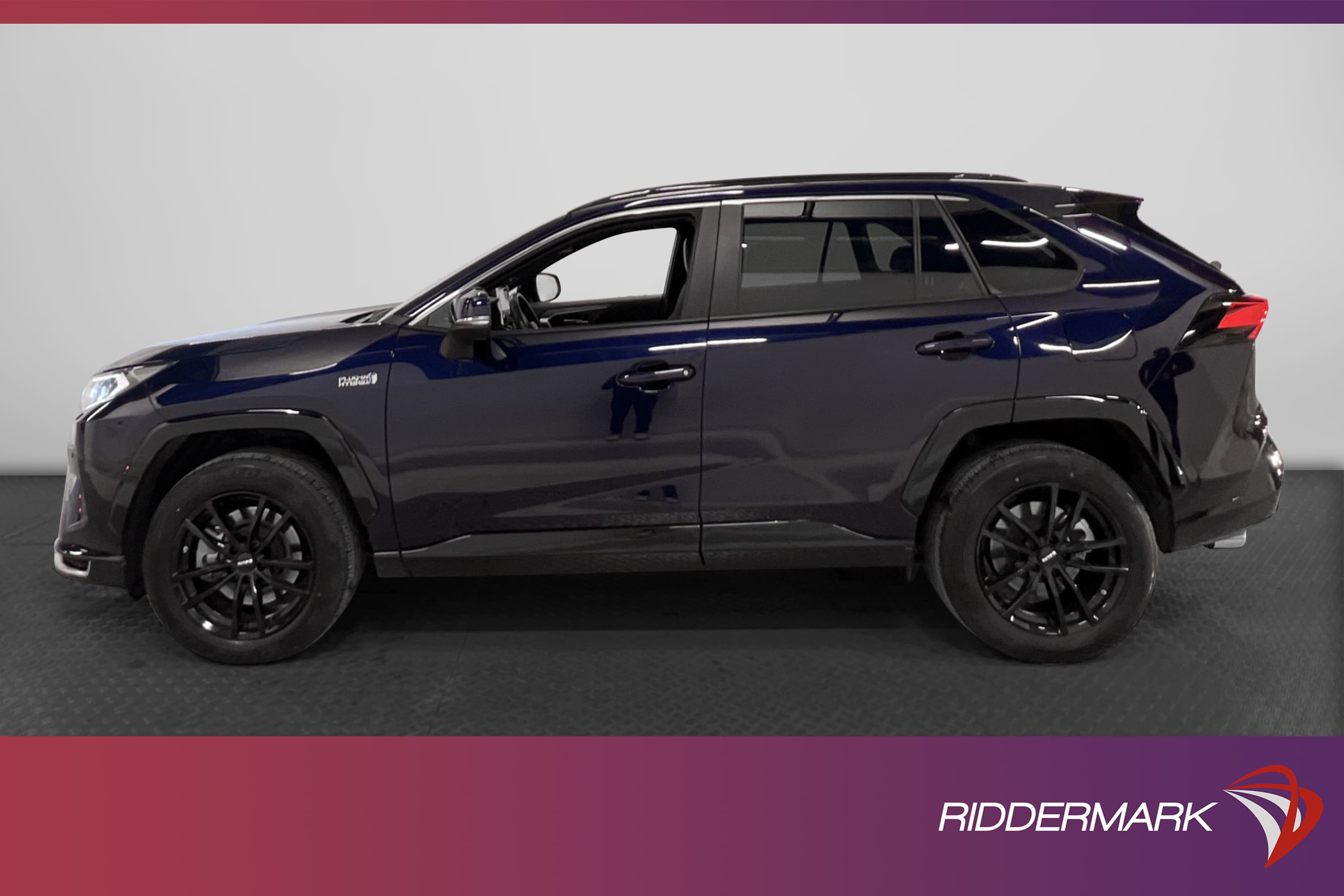 Toyota RAV4 Plug-in Hybrid AWD 306hk Backkamer Drag JBL Moms