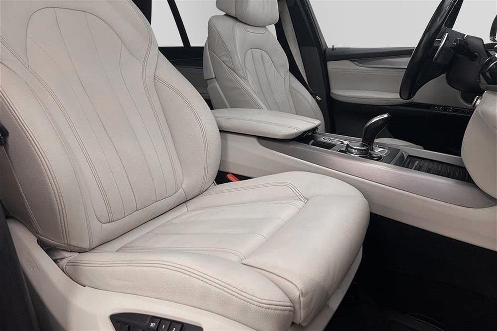 BMW X5 xDrive 30d M Sport Panorama H/K Navi Professionalinteriör