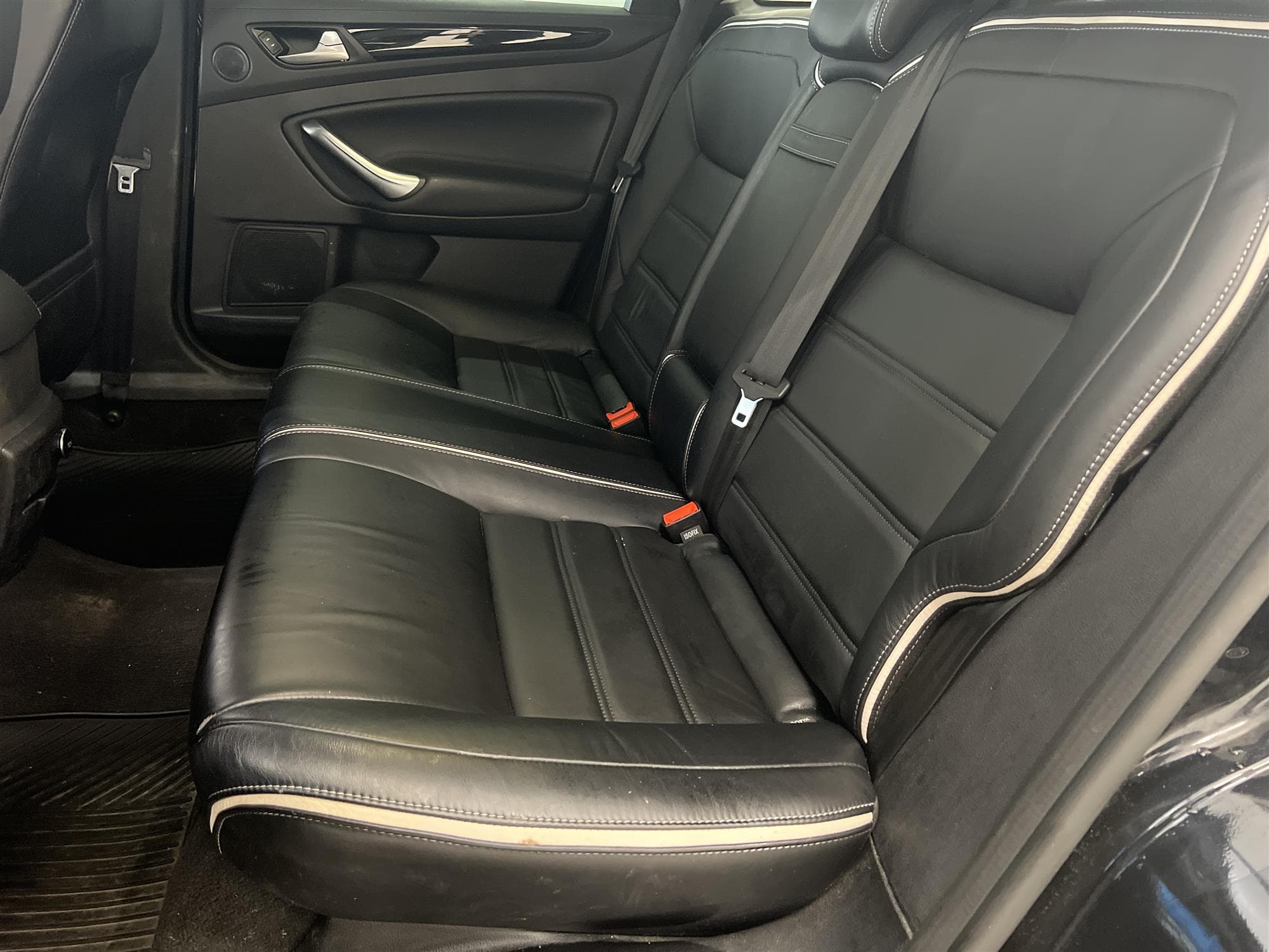 Ford Mondeo 2.0 TDCi 163hk D-Värm Drag Skinn Keyless Elstol