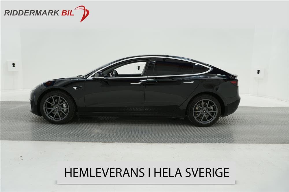Tesla Model 3 Standard Range Pano Leasebar Moms 