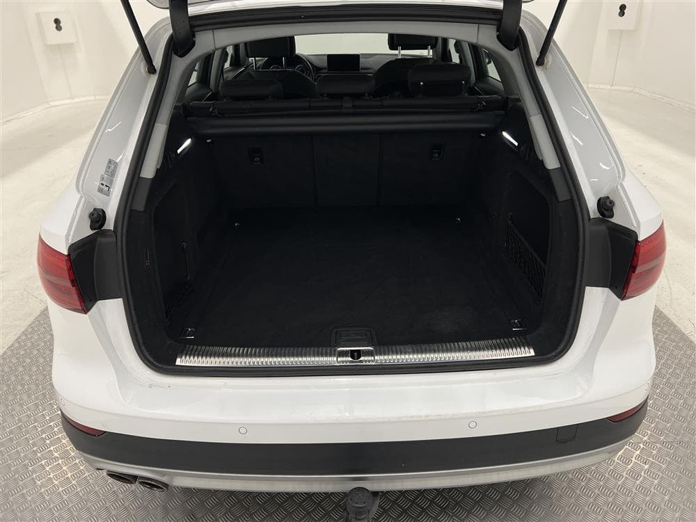 Audi A4 Allroad 2.0 TDI Quattro D-Värm Cockpit Navi Matrixinteriör