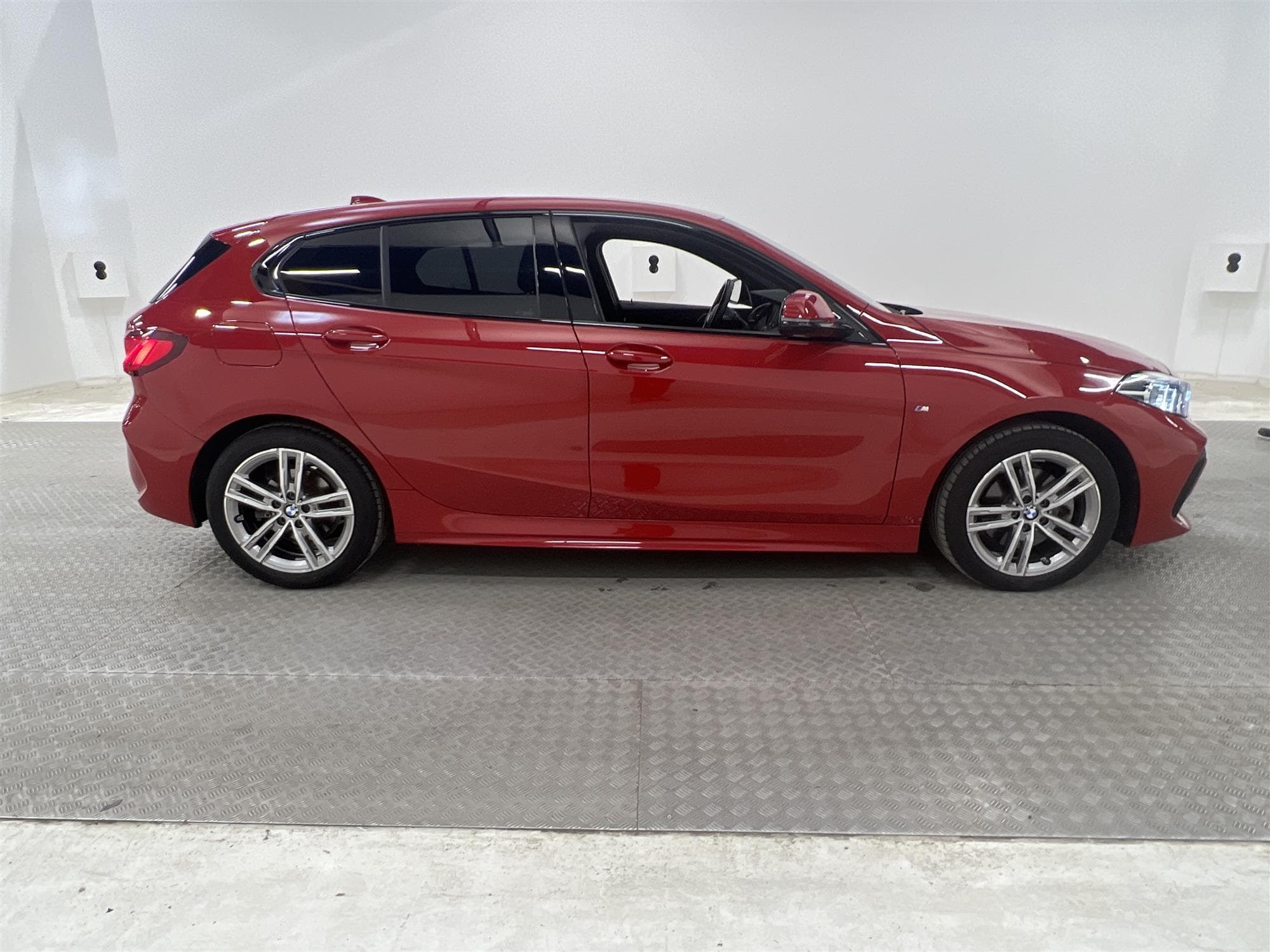 BMW 118i 136hk