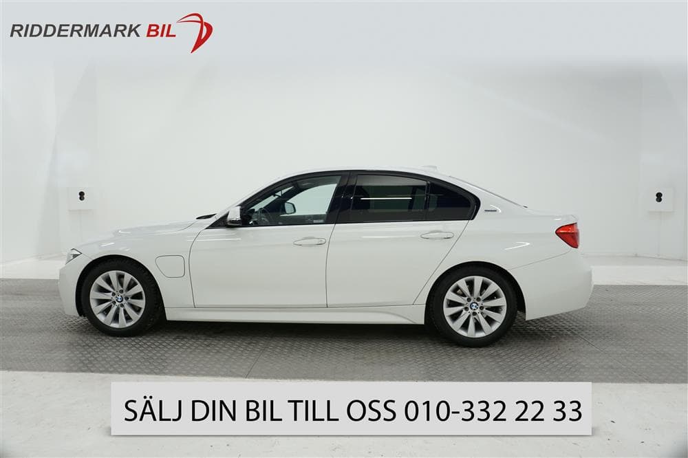 BMW 330e Sedan Steptronic 252hk