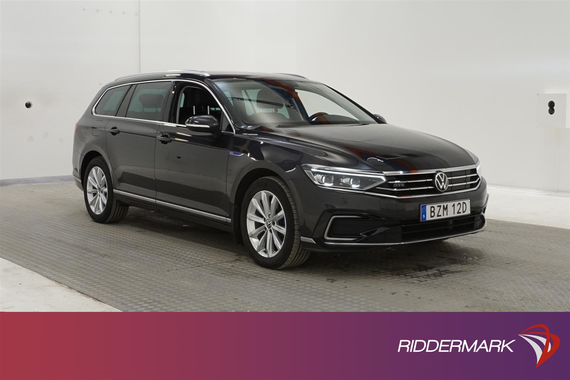 Volkswagen Passat GTE 218hk
