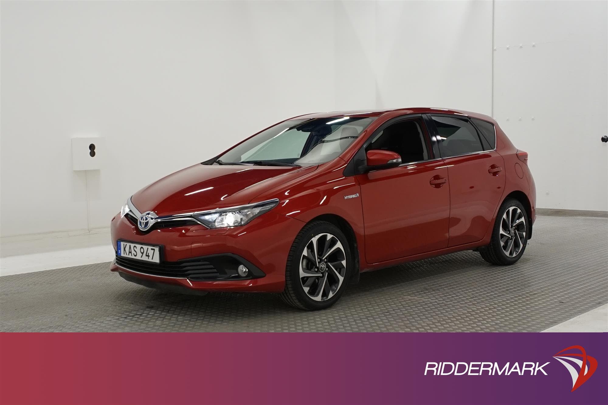 Toyota  Auris Hybrid e-CVT 136hk   B-Kam Låg Skatt 0,39L/mil