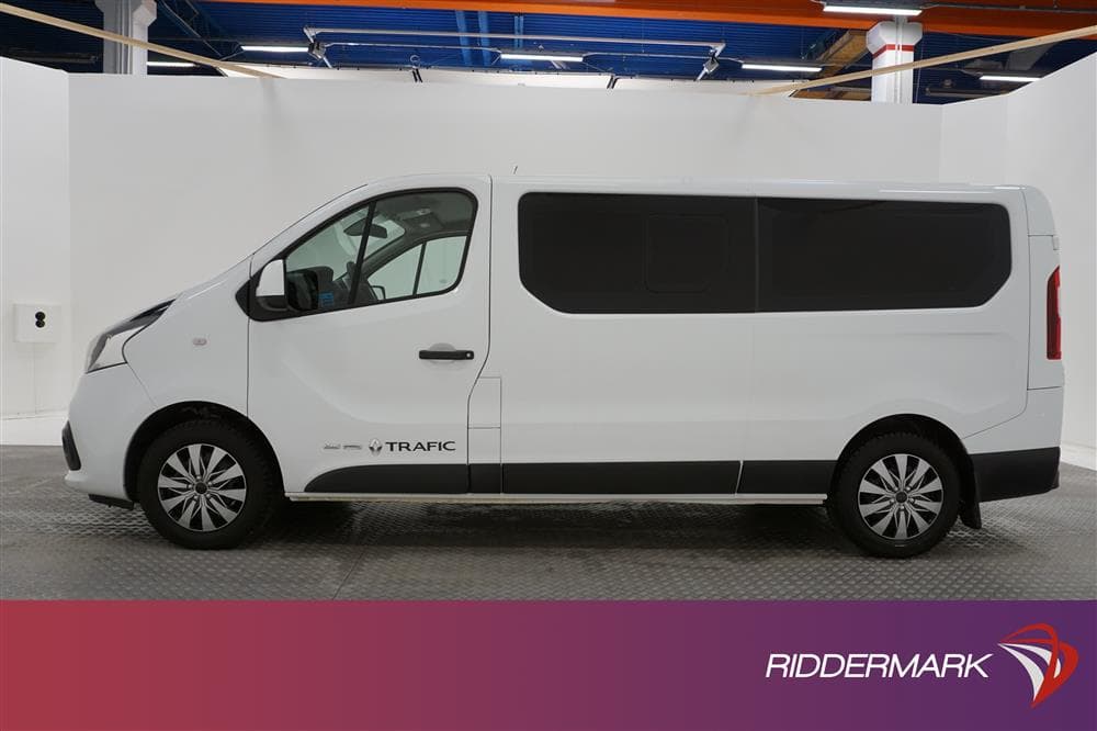 Renault Trafic Passenger 1.6 dCi Eu6 Lång Navi Värmare Drag