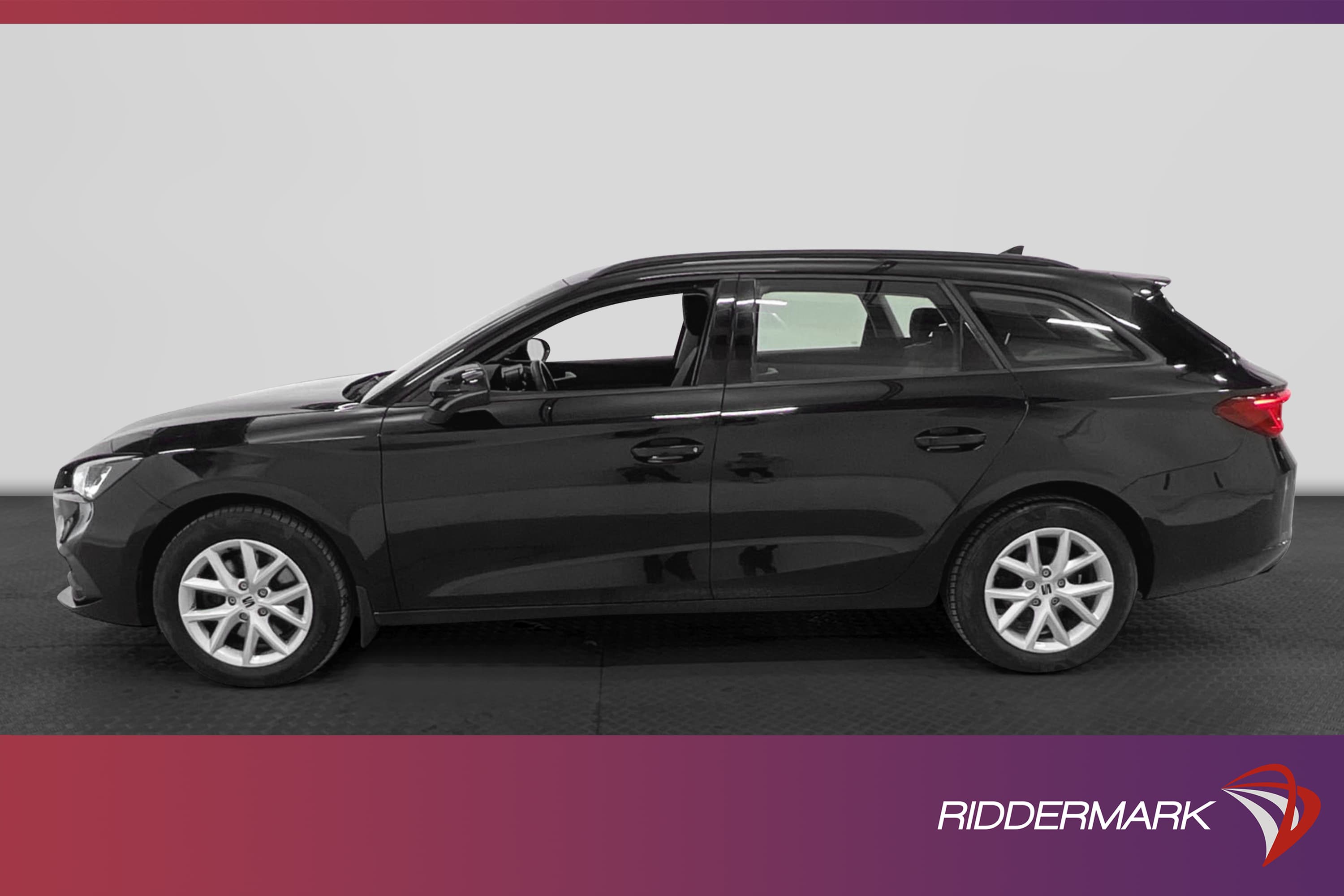 SEAT Leon ST 1.5 TGI 130hk MOMS Cockpit P-sensorer Keyless
