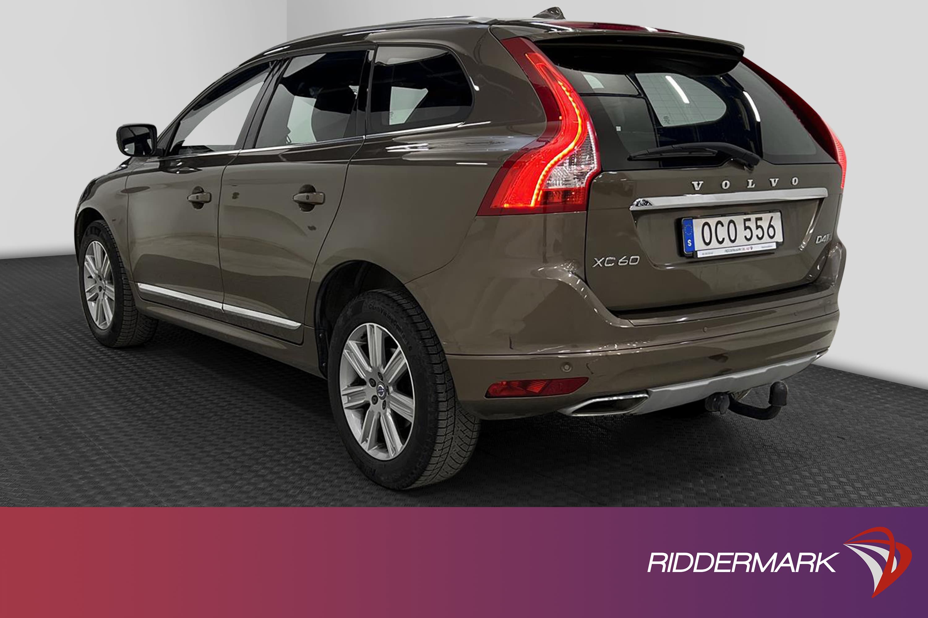 Volvo XC60 D4 AWD 190hk Summum Voc Navi D-värm Drag Navi