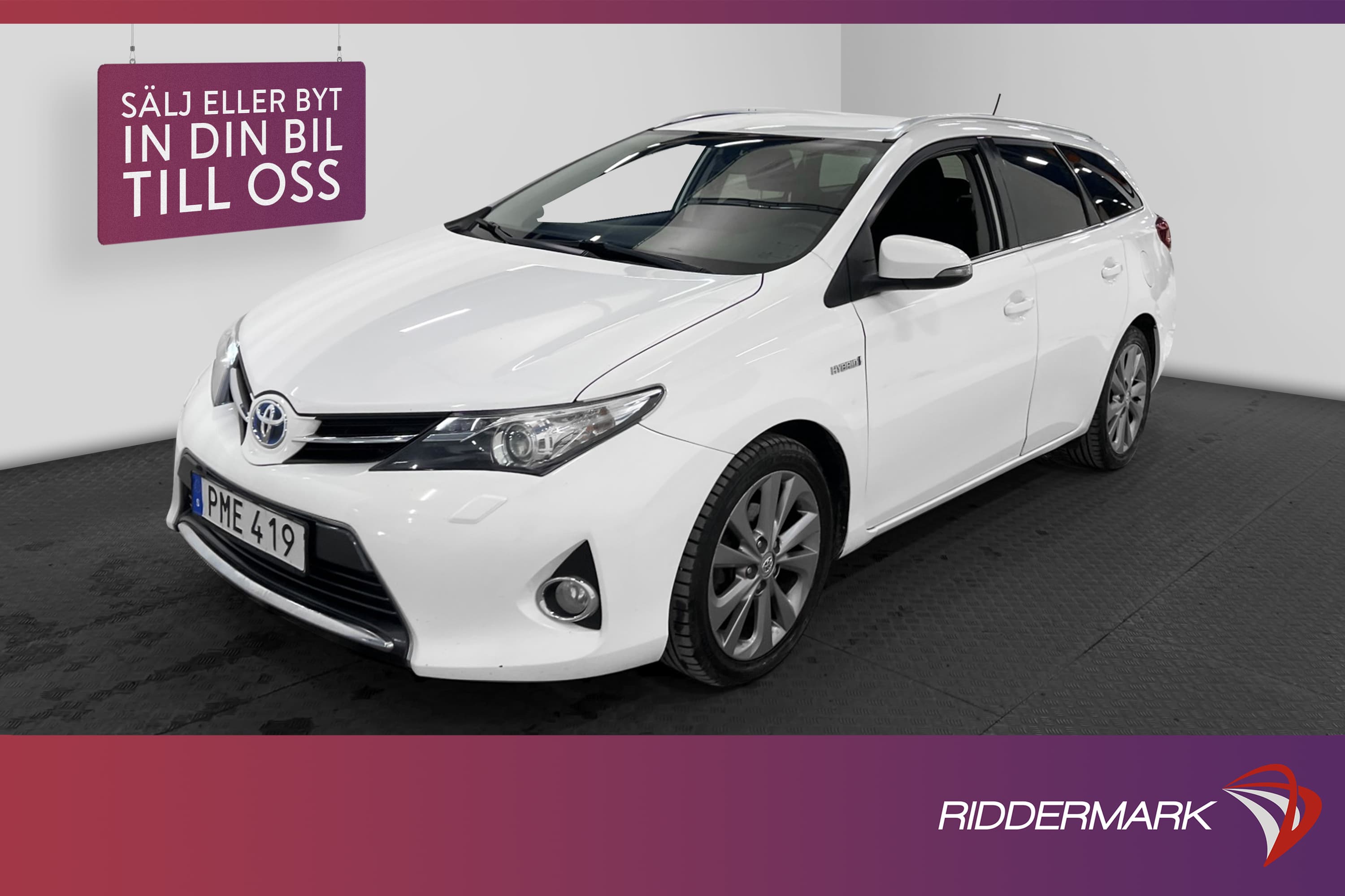 Toyota Auris Touring Sports Hybrid 136hk