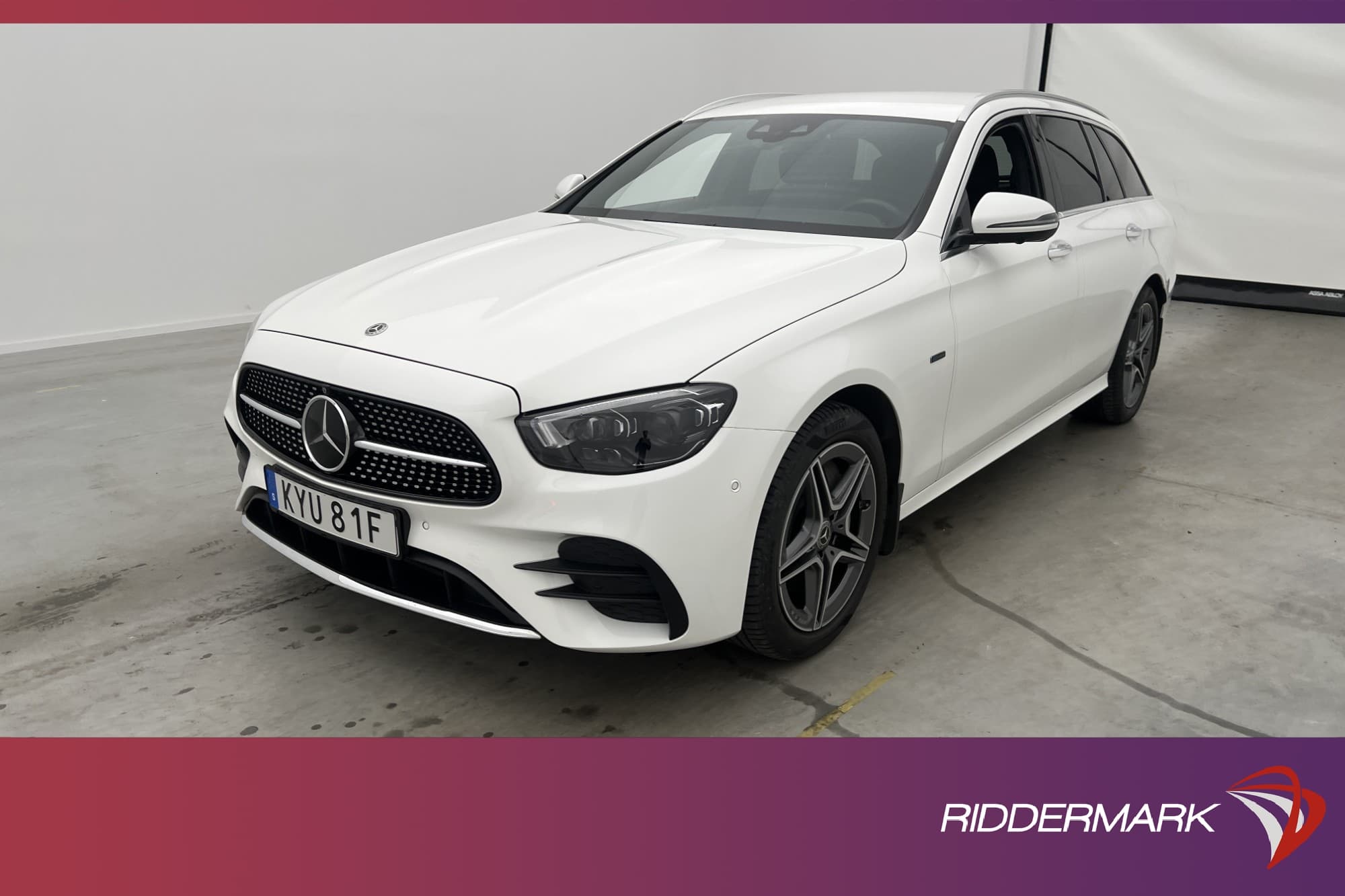 Mercedes-Benz E 300 T de 306hk