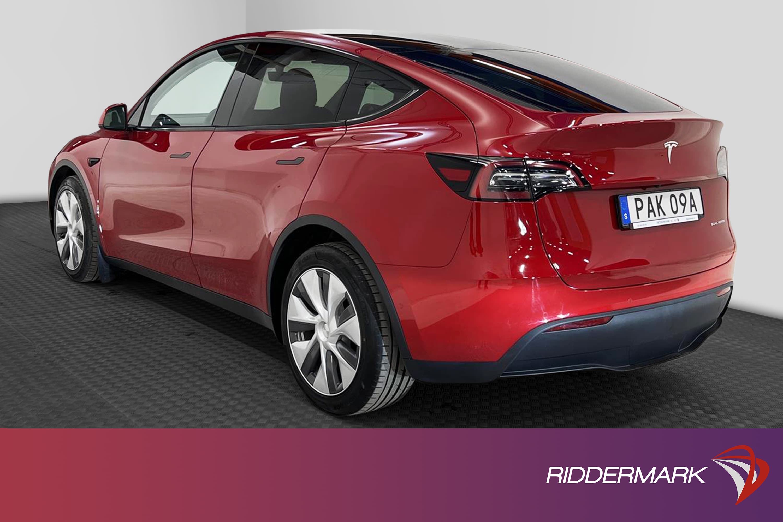Tesla Model Y Long Range AWD 345hk