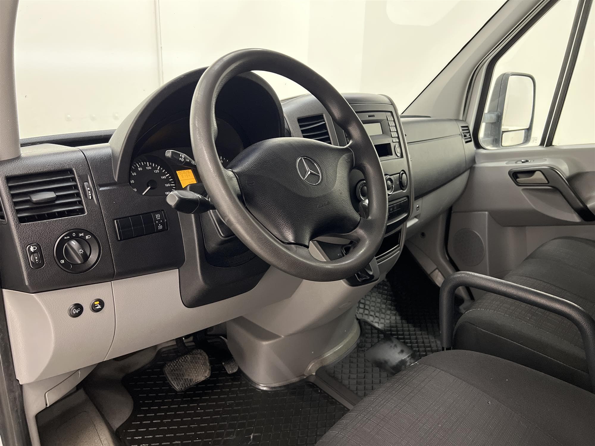 Mercedes-Benz Sprinter 316 Automat Bakgavel Värmare  interiör