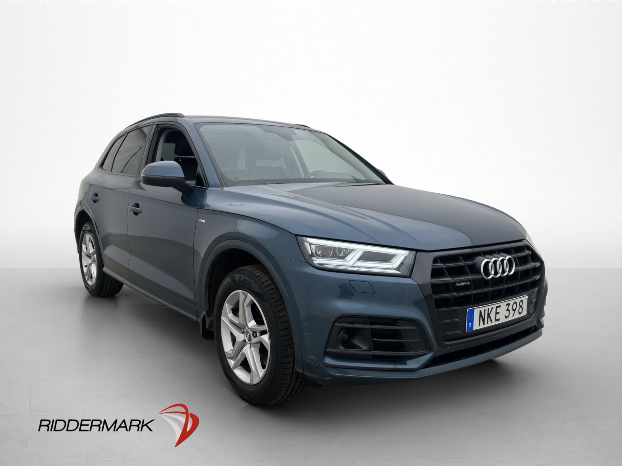Audi Q5 2.0 TFSI Q 252hk S-Line Cockpit Skinn Matrix Drag