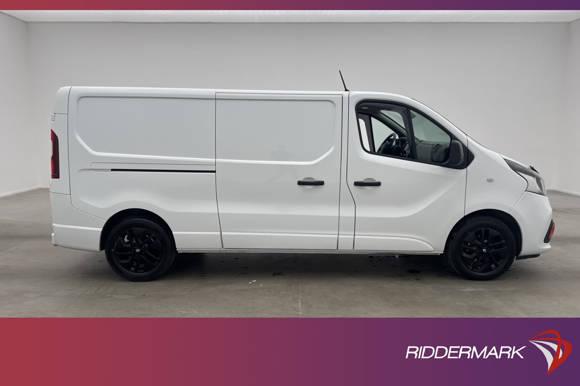 Renault Trafic Limited Edition L2 Värmare Drag B-Kamera Moms