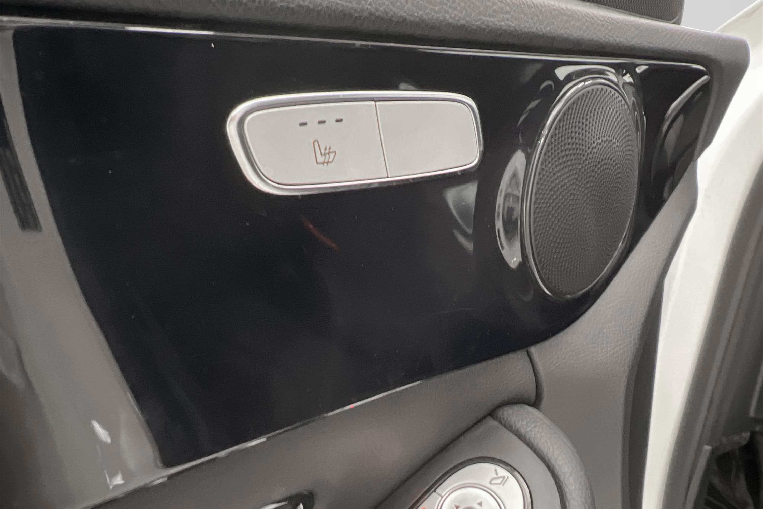 Mercedes-Benz C 220 BlueTEC 170hk Navi PDC Välserv 0,43l/milinteriör
