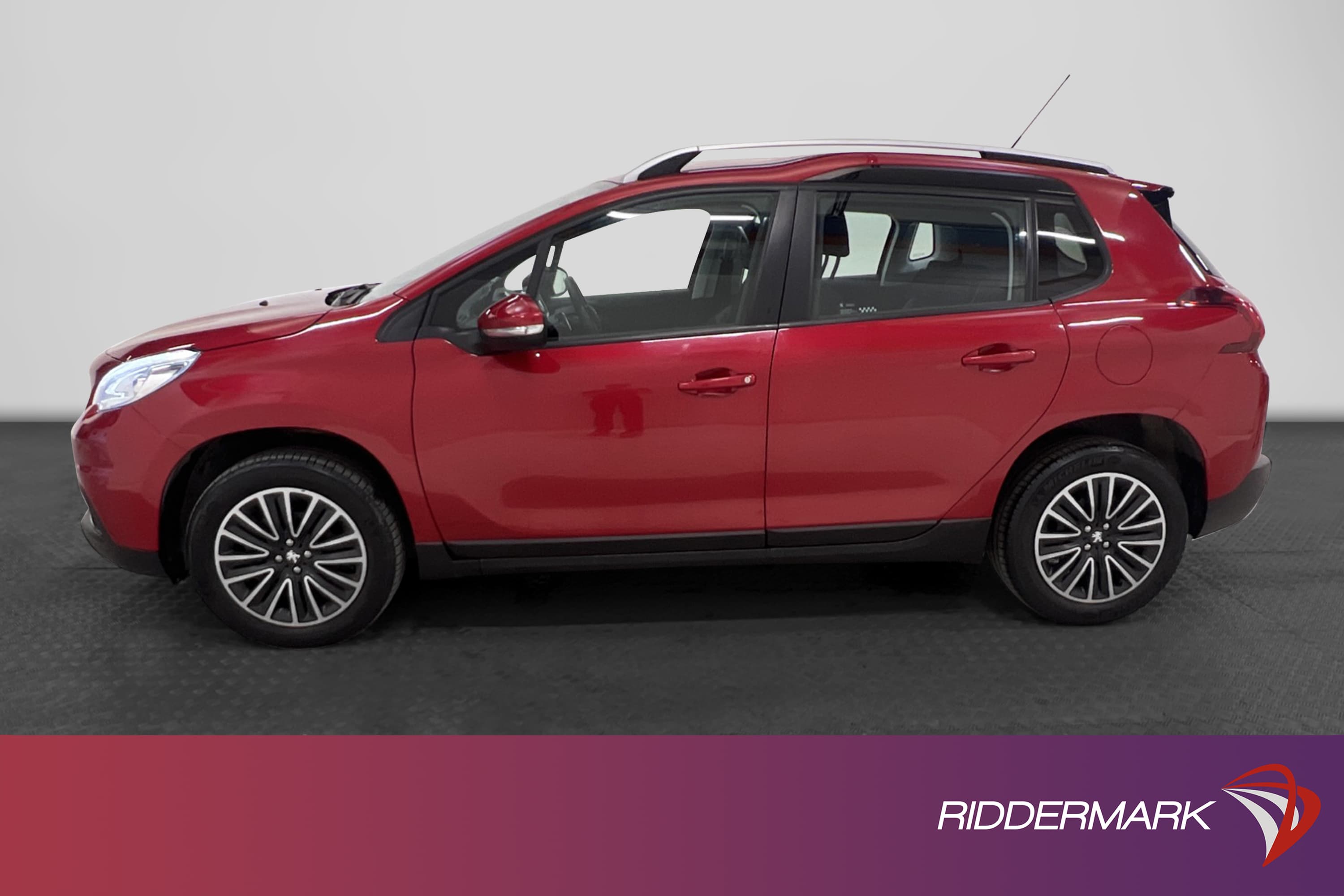Peugeot 2008 1.2 82hk Automat