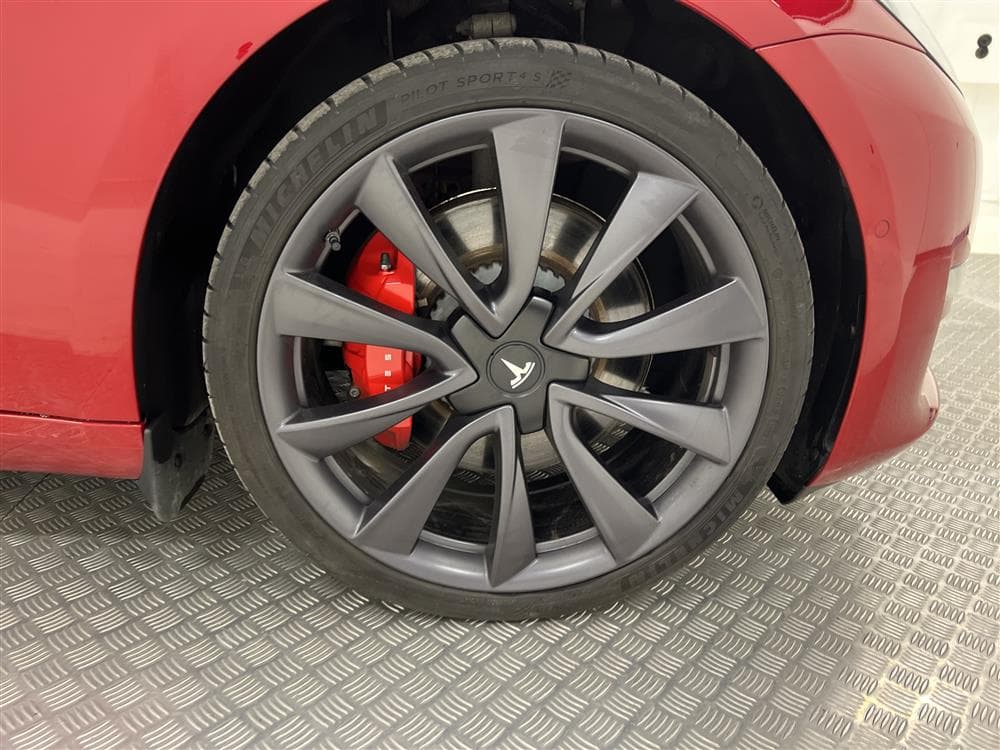 Tesla Model 3 Performance AWD 510hk Ljus interiör Svensksåldinteriör