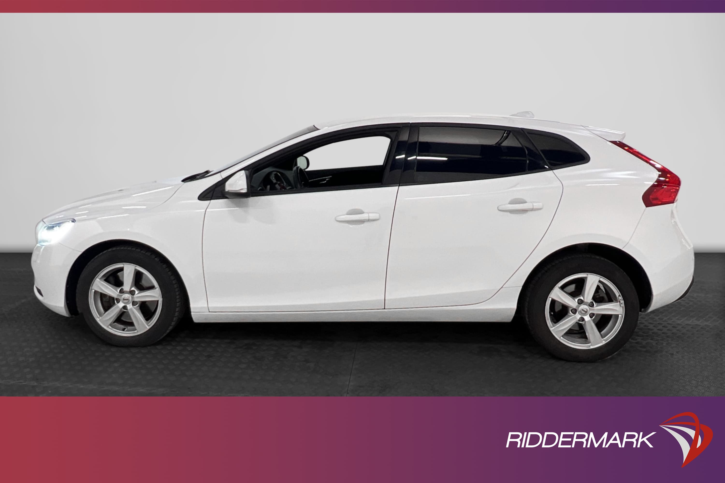 Volvo V40 D2 120hk