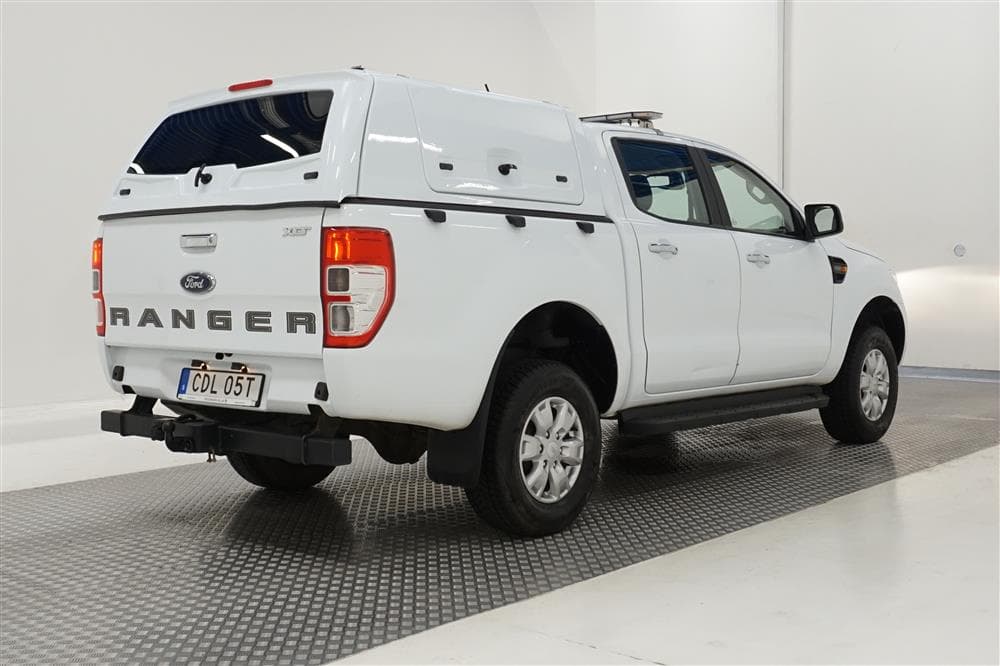 Ford Ranger 2.0 TDCi 4WD 170hk Värmare Dragkrok Moms exteriör