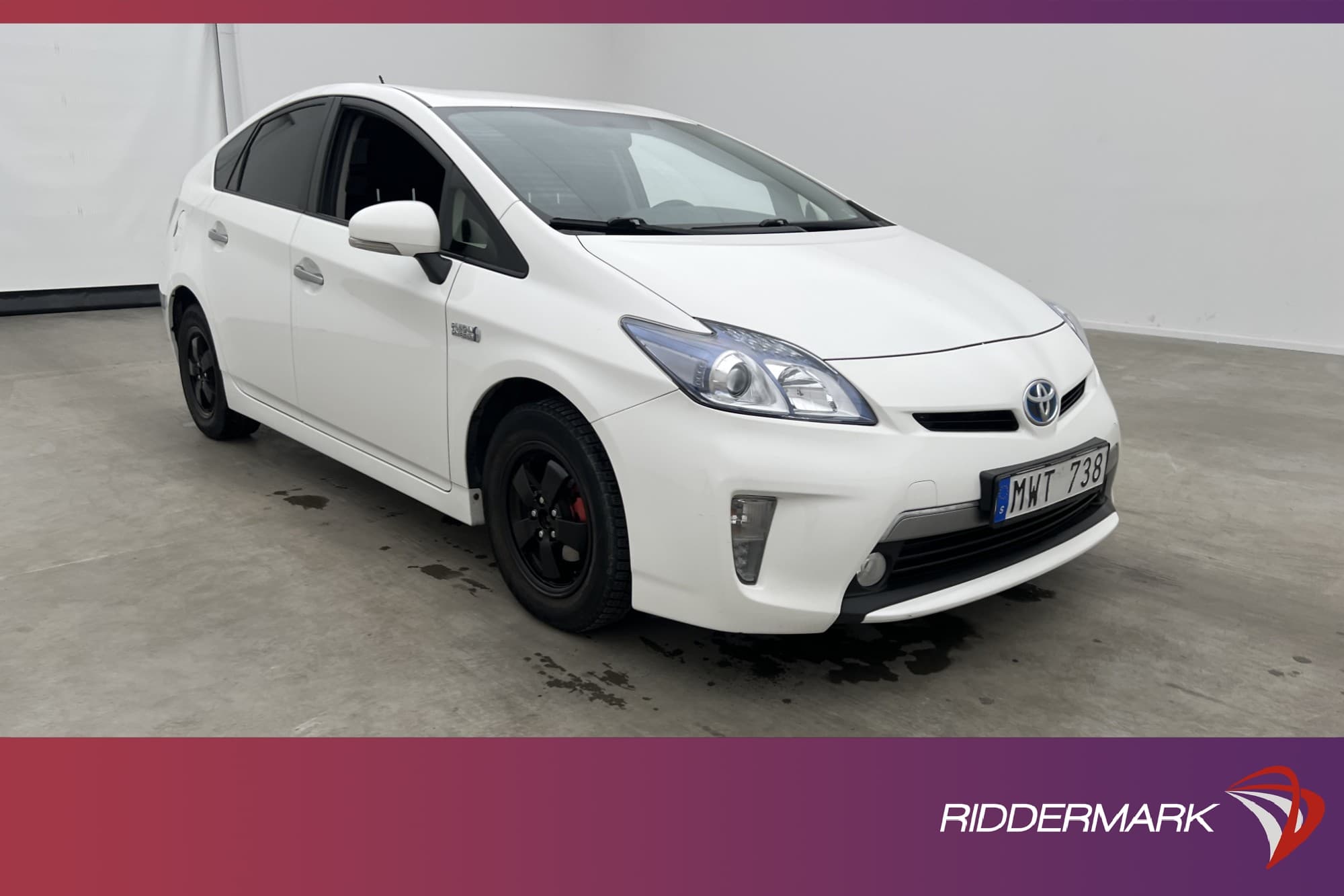 Toyota Prius Plug-in 136hk