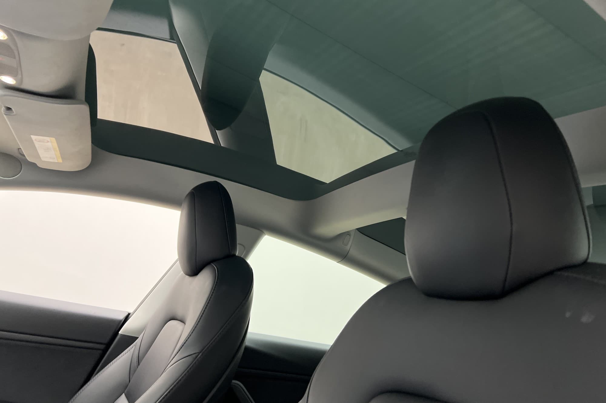 Tesla Model 3 Long Range AWD Dragkrok FSD Svensksåld
