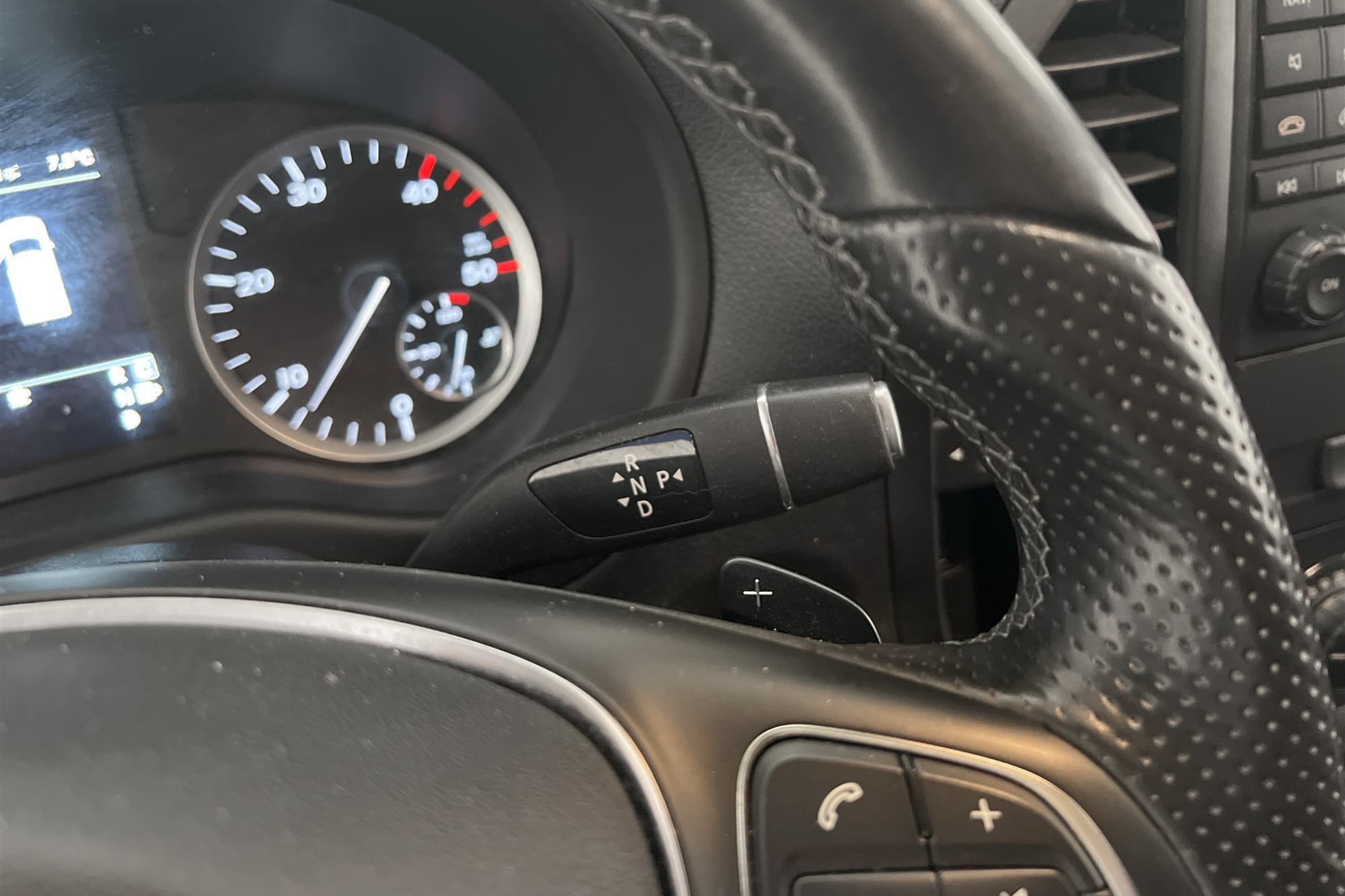 Mercedes-Benz Vito Mixto 119d Automat EDT.1 Värmare Moms interiör