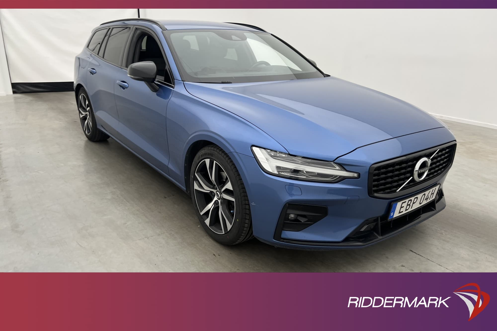 Volvo V60 B4