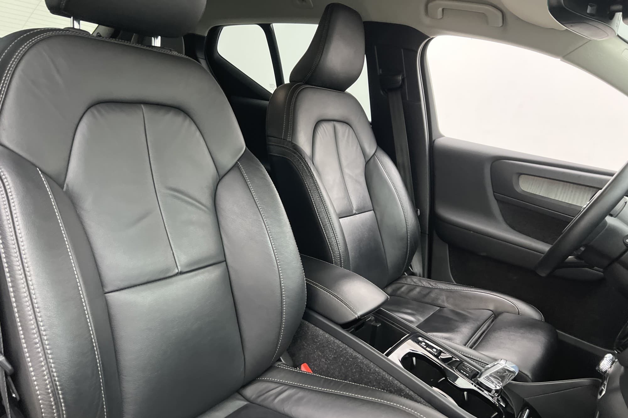 Volvo XC40 T3 Inscription VOC Värm H/K Kamera Navi Skinn