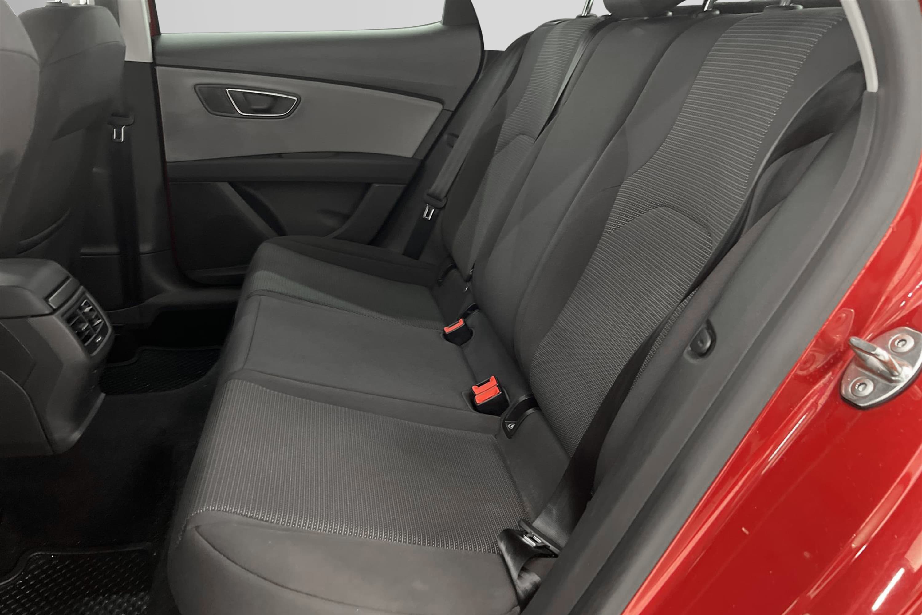 SEAT Leon 1.2 TSI 110hk Kamera Navi Drag Välservad 0,48l/mil