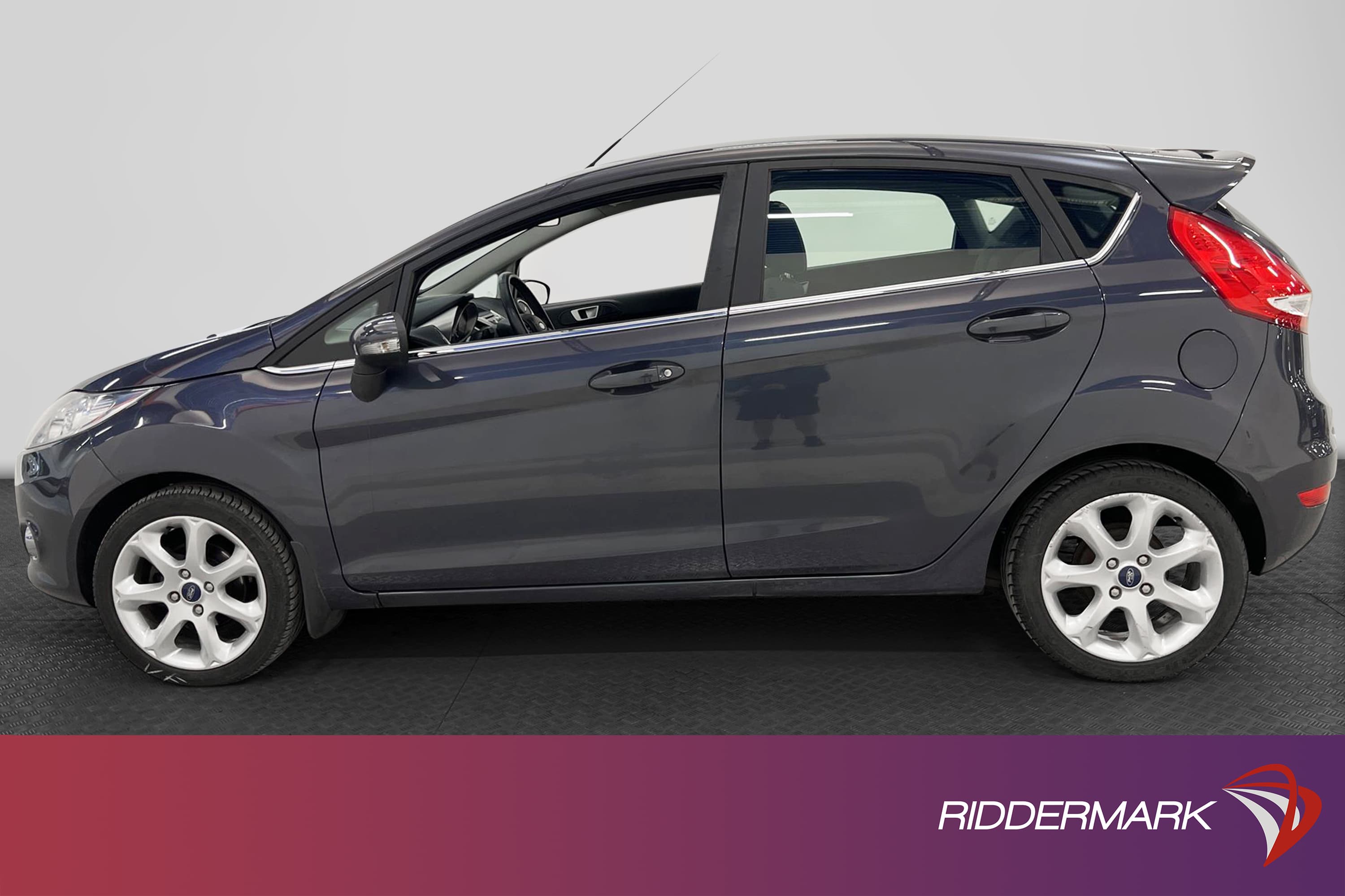 Ford Fiesta 1.25 82 hk Ny Kamrem