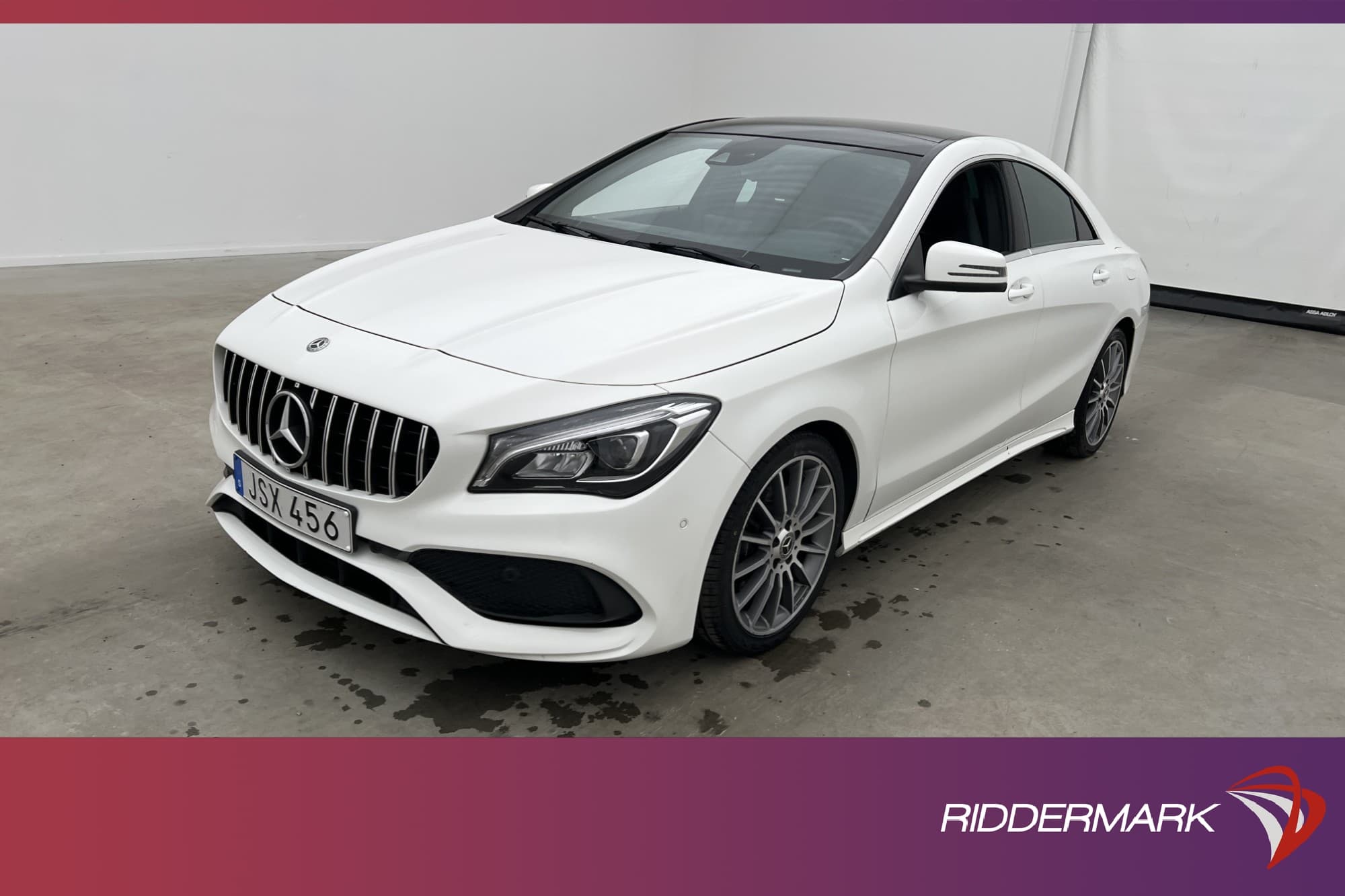 Mercedes-Benz CLA 220 4M Coupé