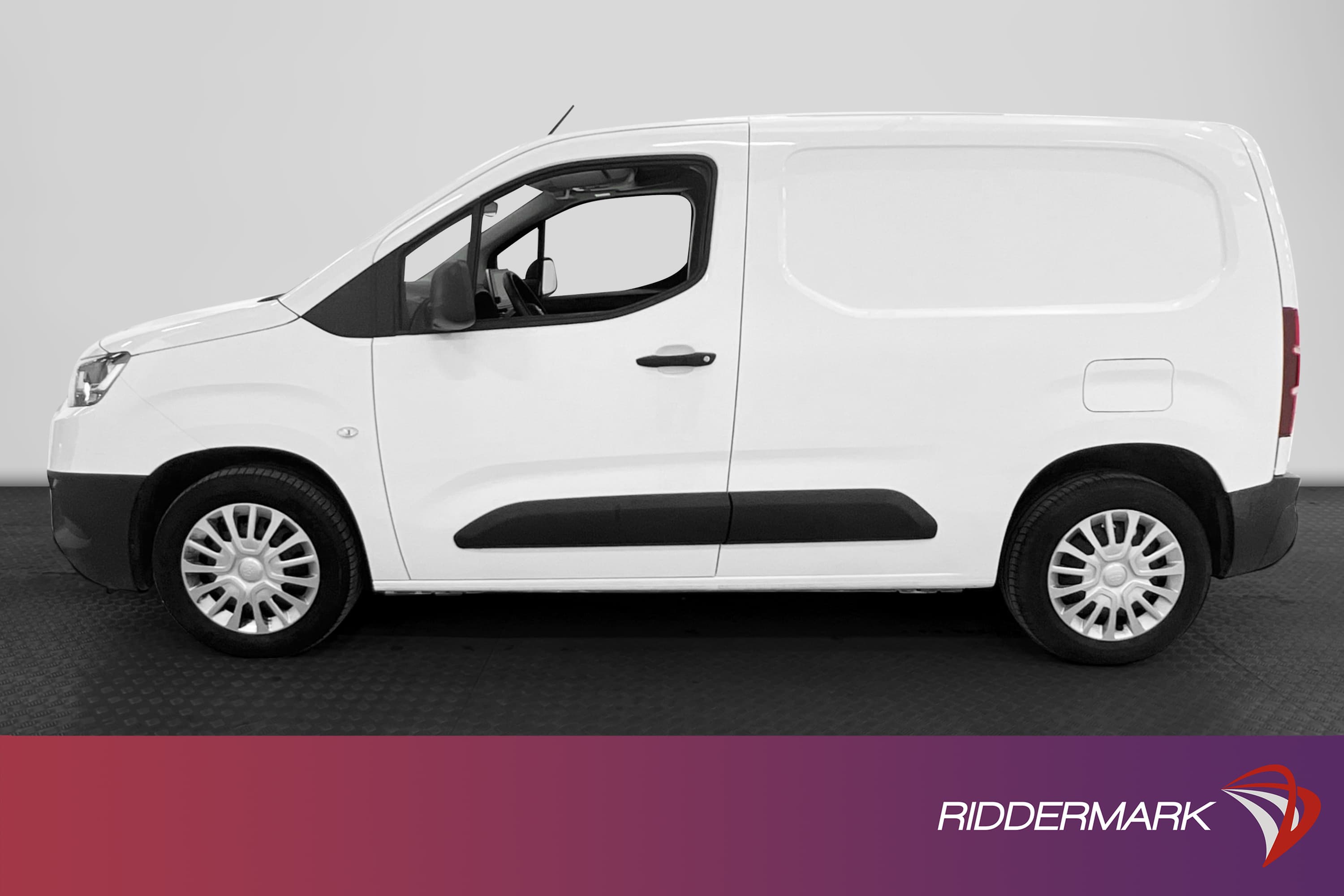 Toyota ProAce City 1.5D 102hk Kamera Värmare Moms  