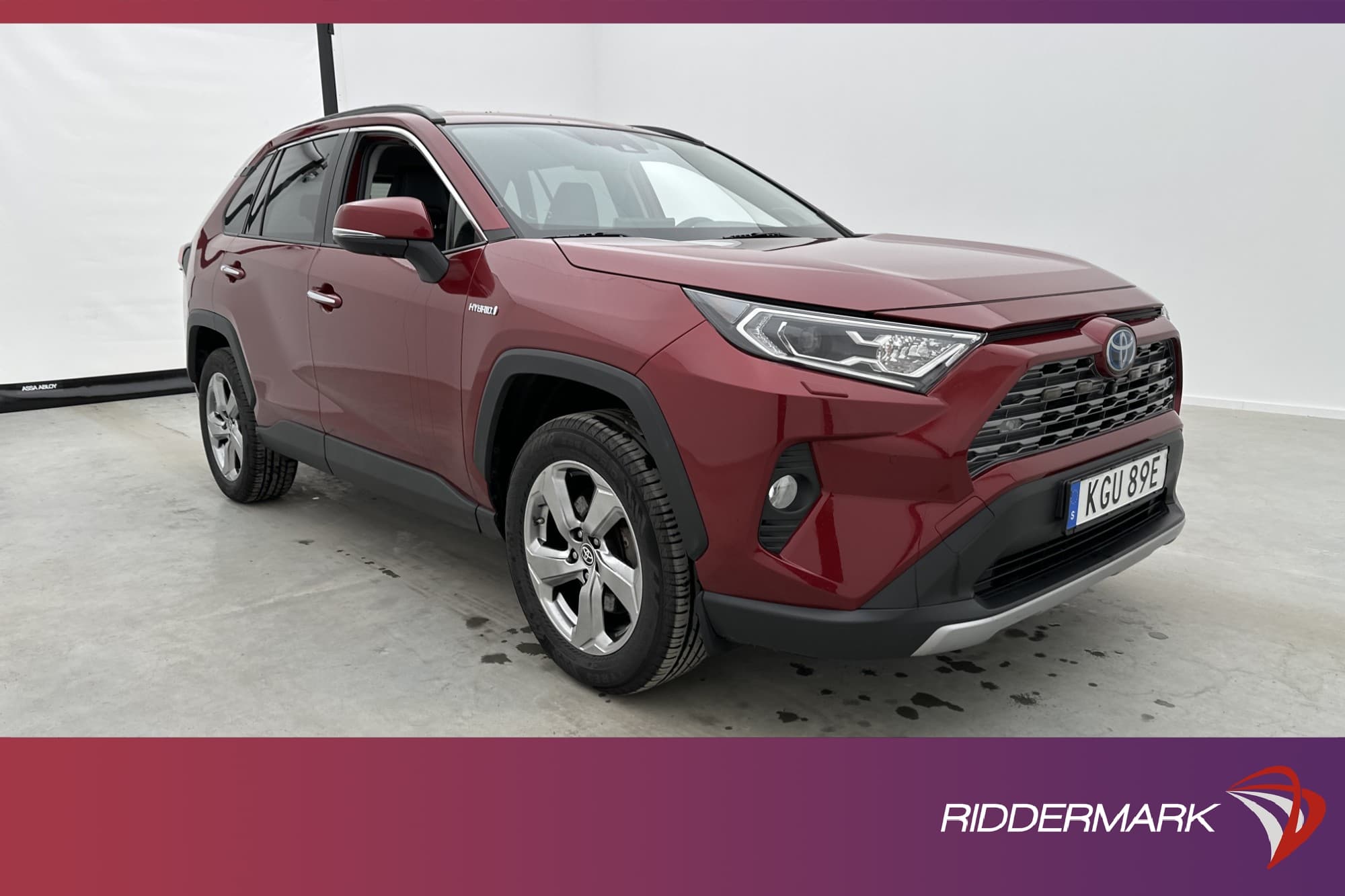 Toyota RAV4 Hybrid AWD 22hk
