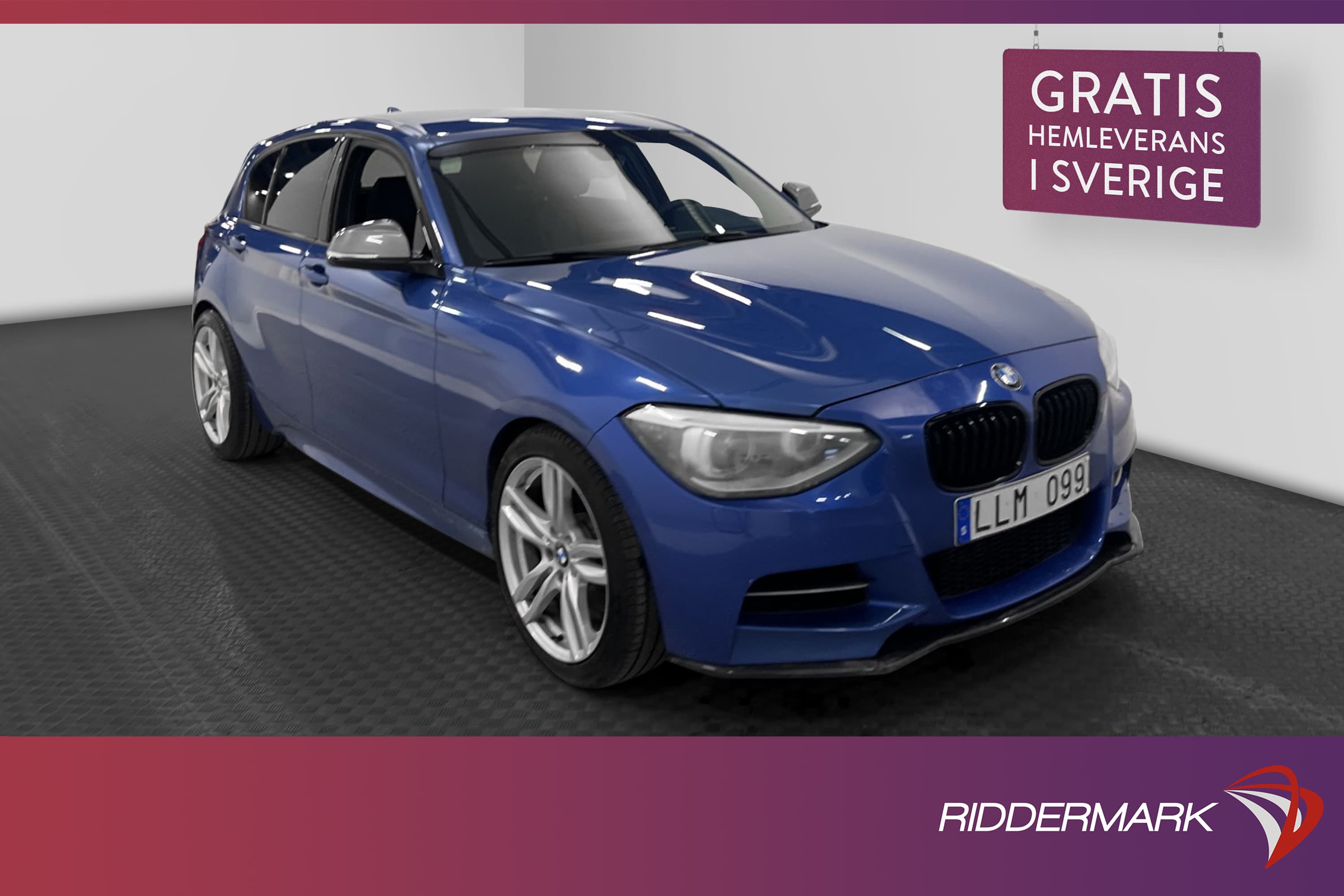 BMW M135i xDrive 320hk
