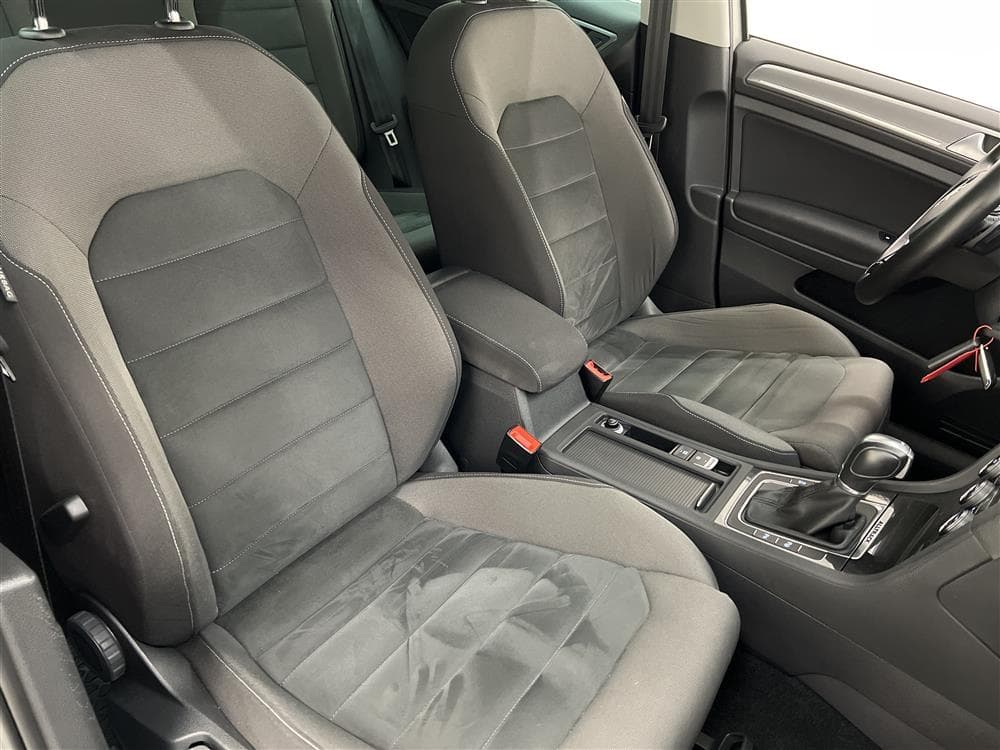 Volkswagen Golf Alltrack 2.0 TDI 4M D-Värm Cockpit B-Kamerainteriör