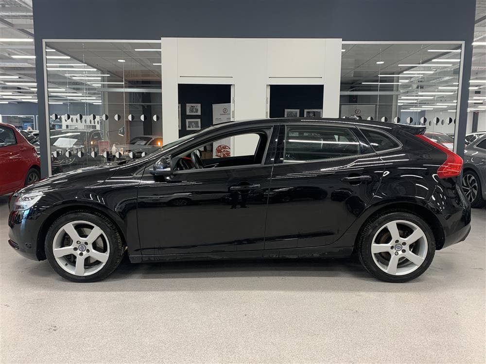 Volvo V40 D4 190hk Momentum