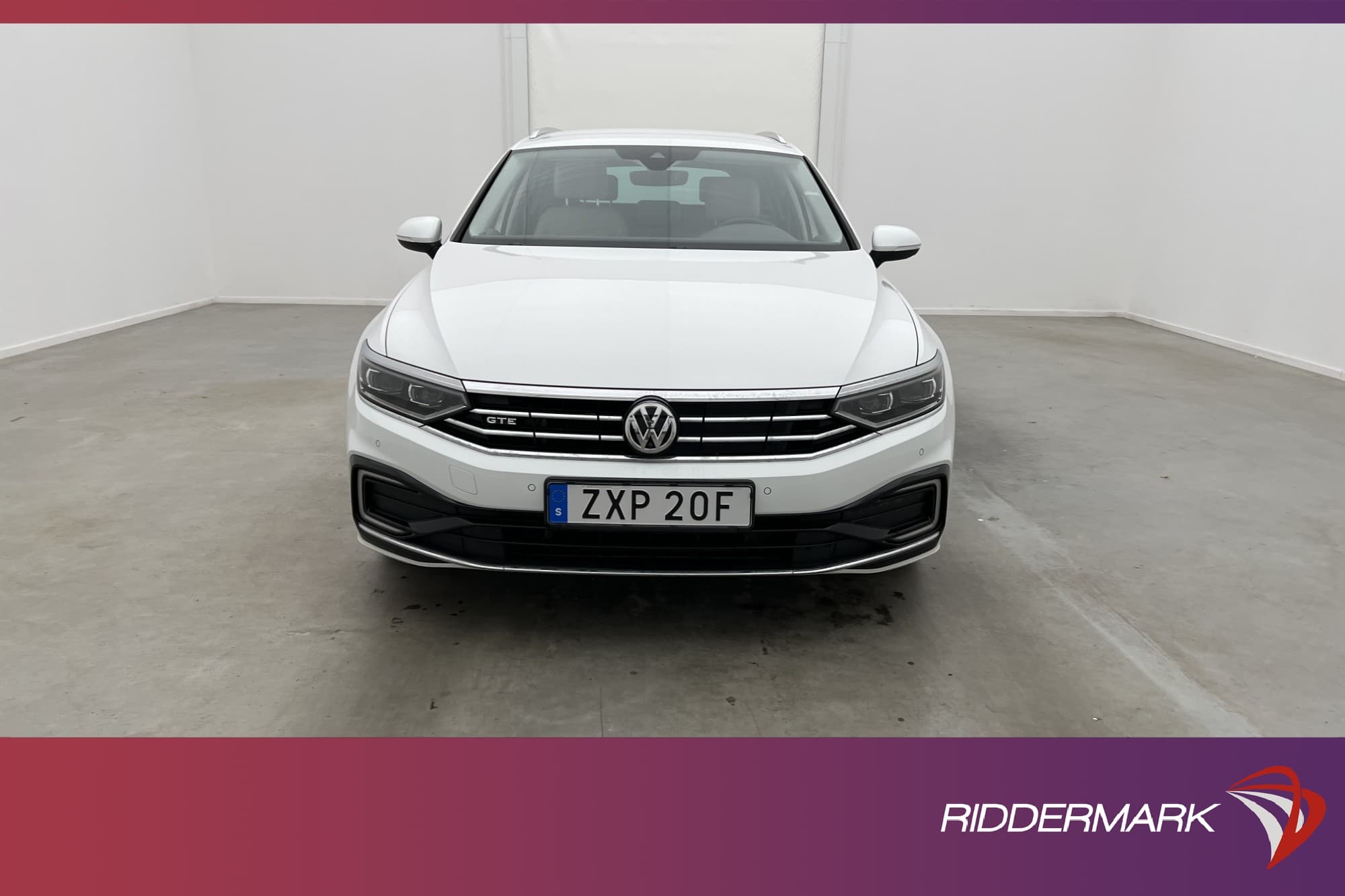 Volkswagen Passat GTE 218hk