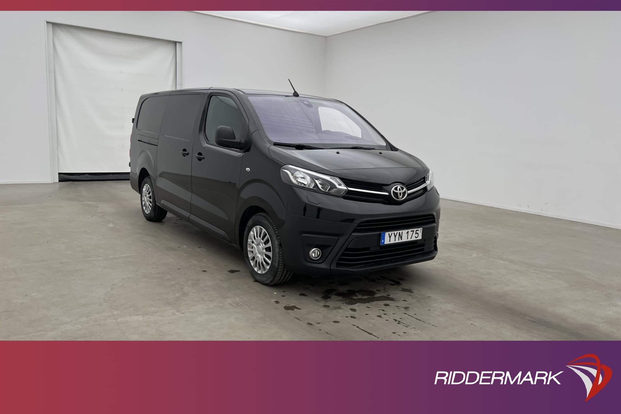 Toyota ProAce L3 2.0D Ny-Kamrem Värmare Drag HUD Moms