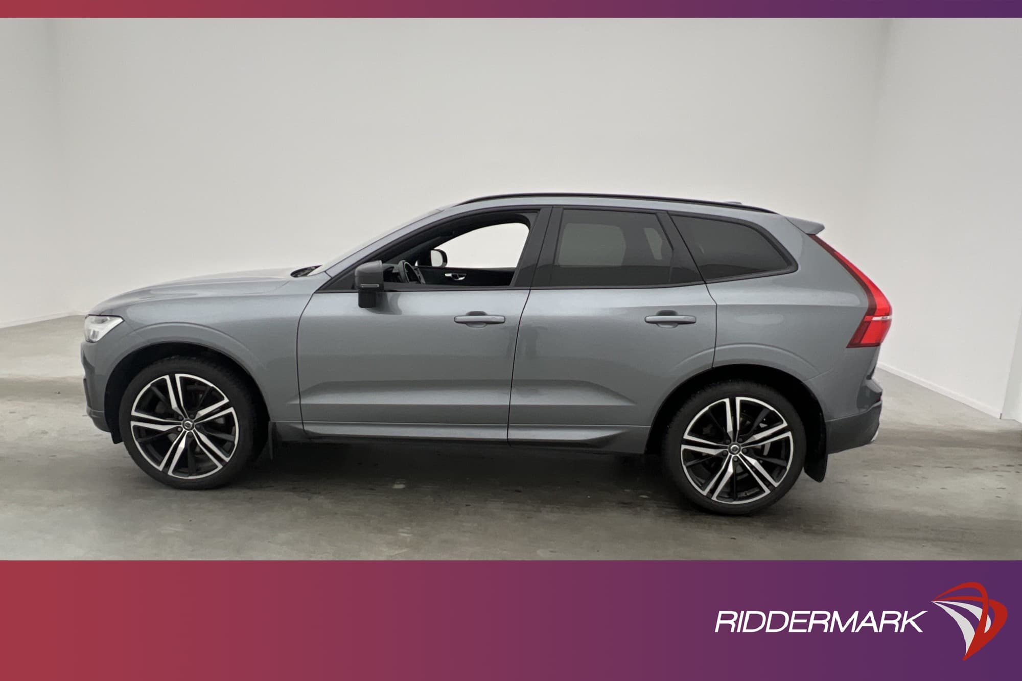 Volvo XC60 B4 AWD R-Design