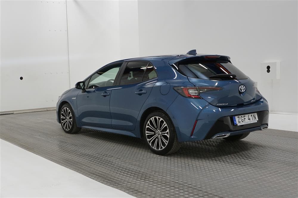 Toyota Corolla 2.0 Hybrid 180hk B-Kam L-Assist Miracast