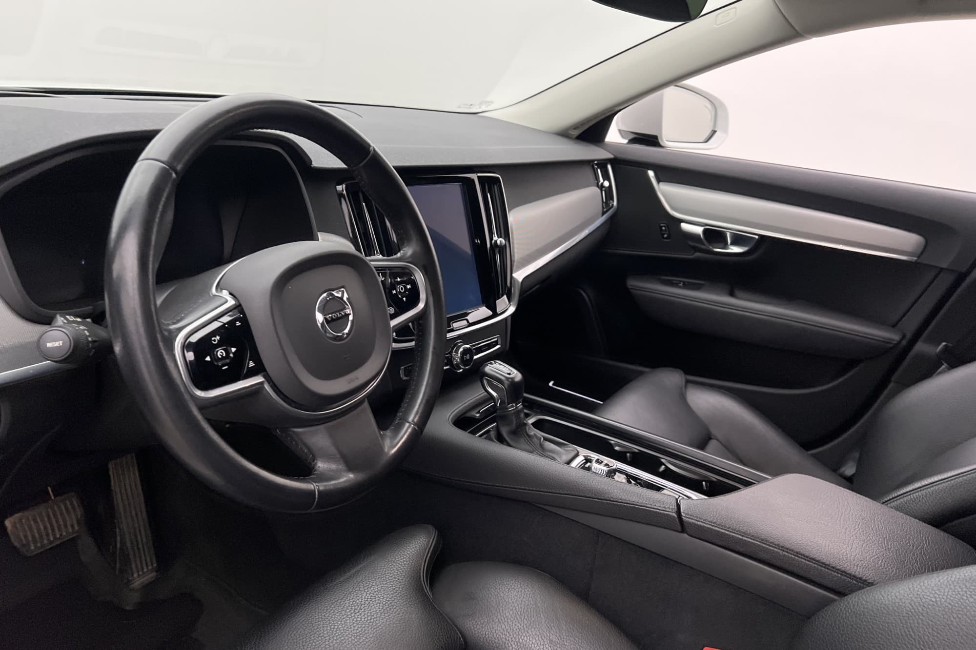 Volvo S90 T5 254hk Inscription HUD Kamera Skinn Keyless BLIS