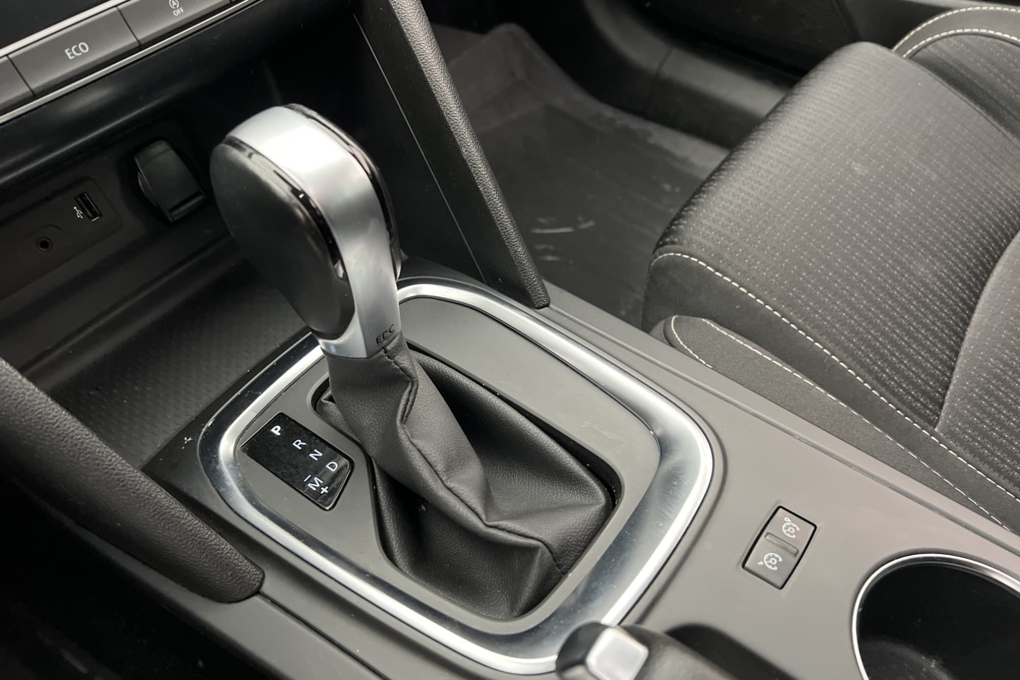 Renault Mégane Sport Tourer 132hk Energy Navi Farthållare