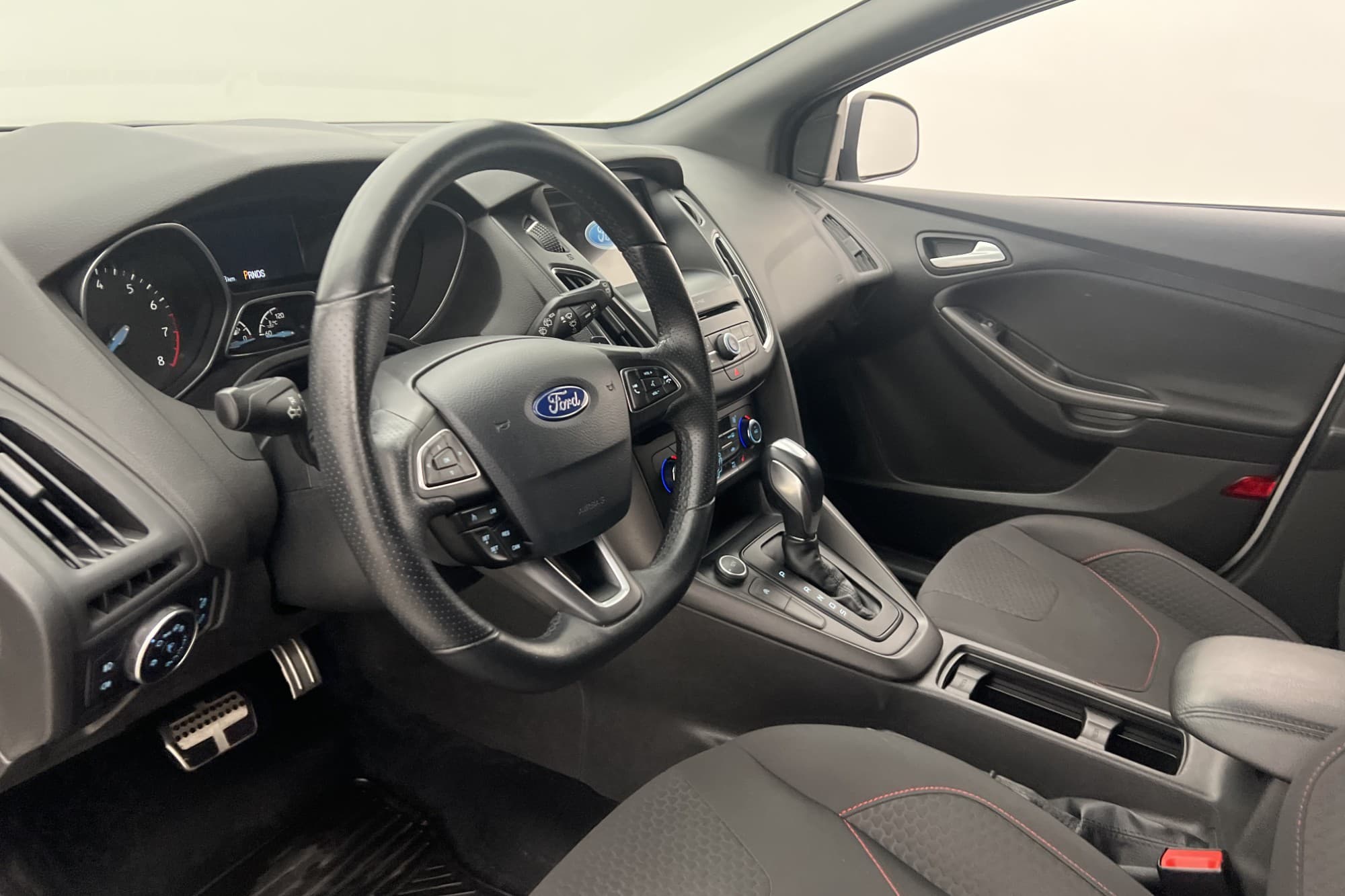 Ford Focus Kombi EcoBoost 125hk ST-Line Kamera Farthållare