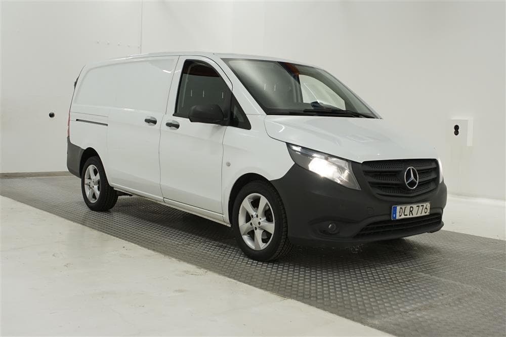 Mercedes-Benz Vito 111 CDI Lång Värmare Drag Moms