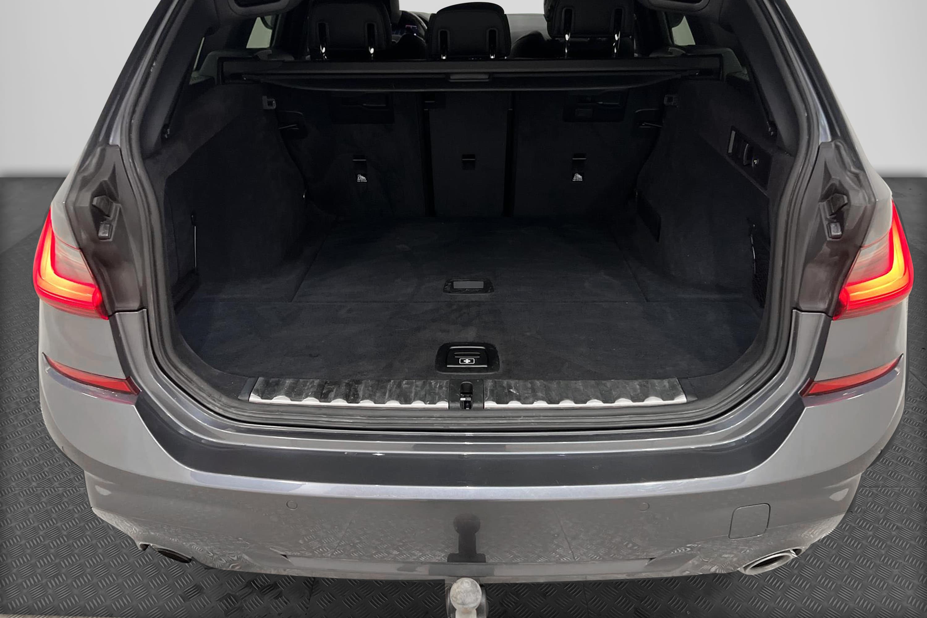 BMW 330i xDrive 258hk M Sport Drag Skinn BKam Navi 0,54L/mil