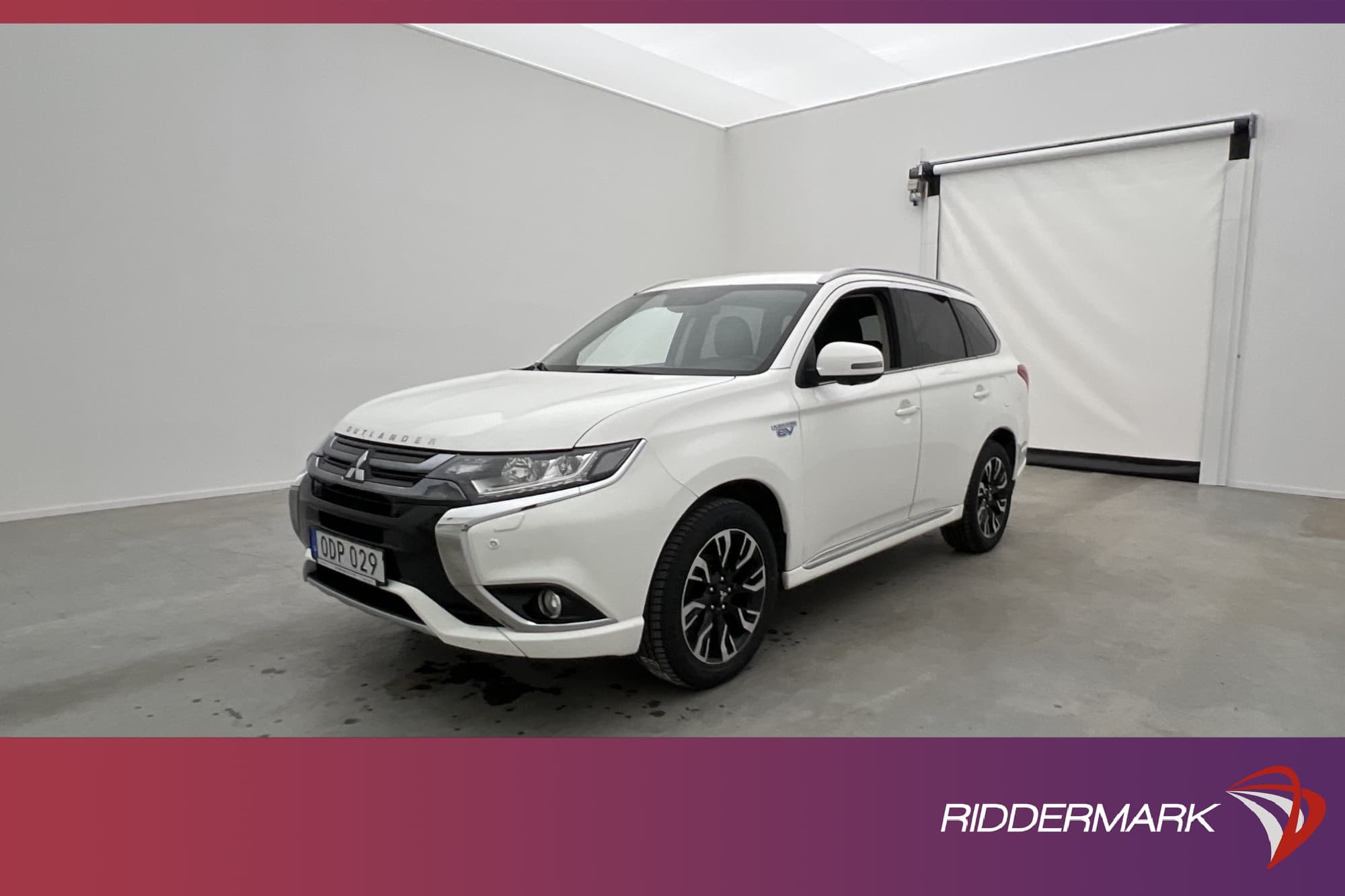 Mitsubishi Outlander PHEV 4WD 203hk