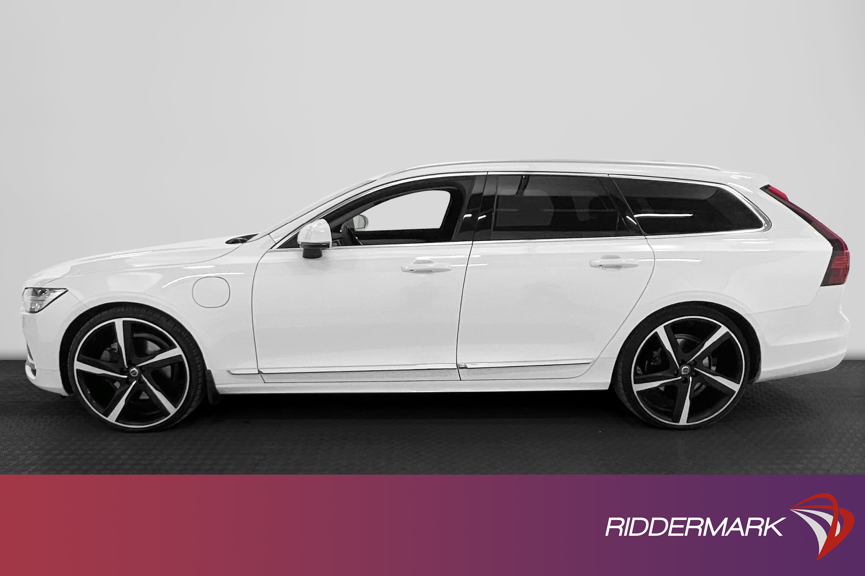 Volvo V90 T6 AWD Recharge 340hk