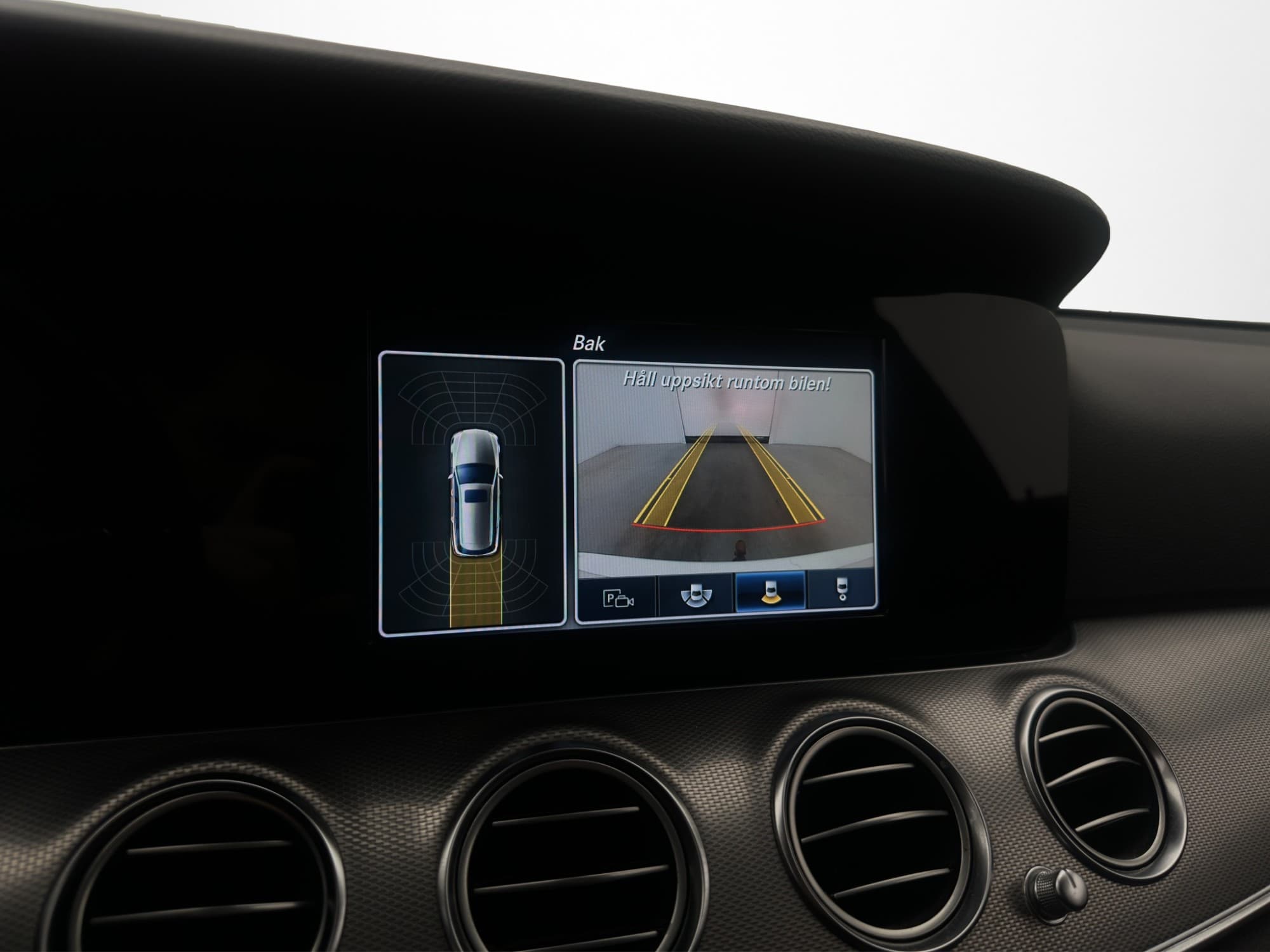 Mercedes-Benz E220d T Avantgarde Värmare Kamera Navi Drag