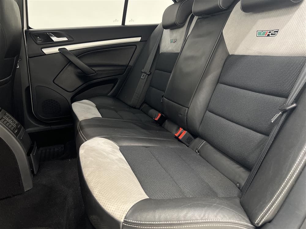 Skoda Octavia II RS 2.0 TSI 200hk Dragkrok Halvskinninteriör